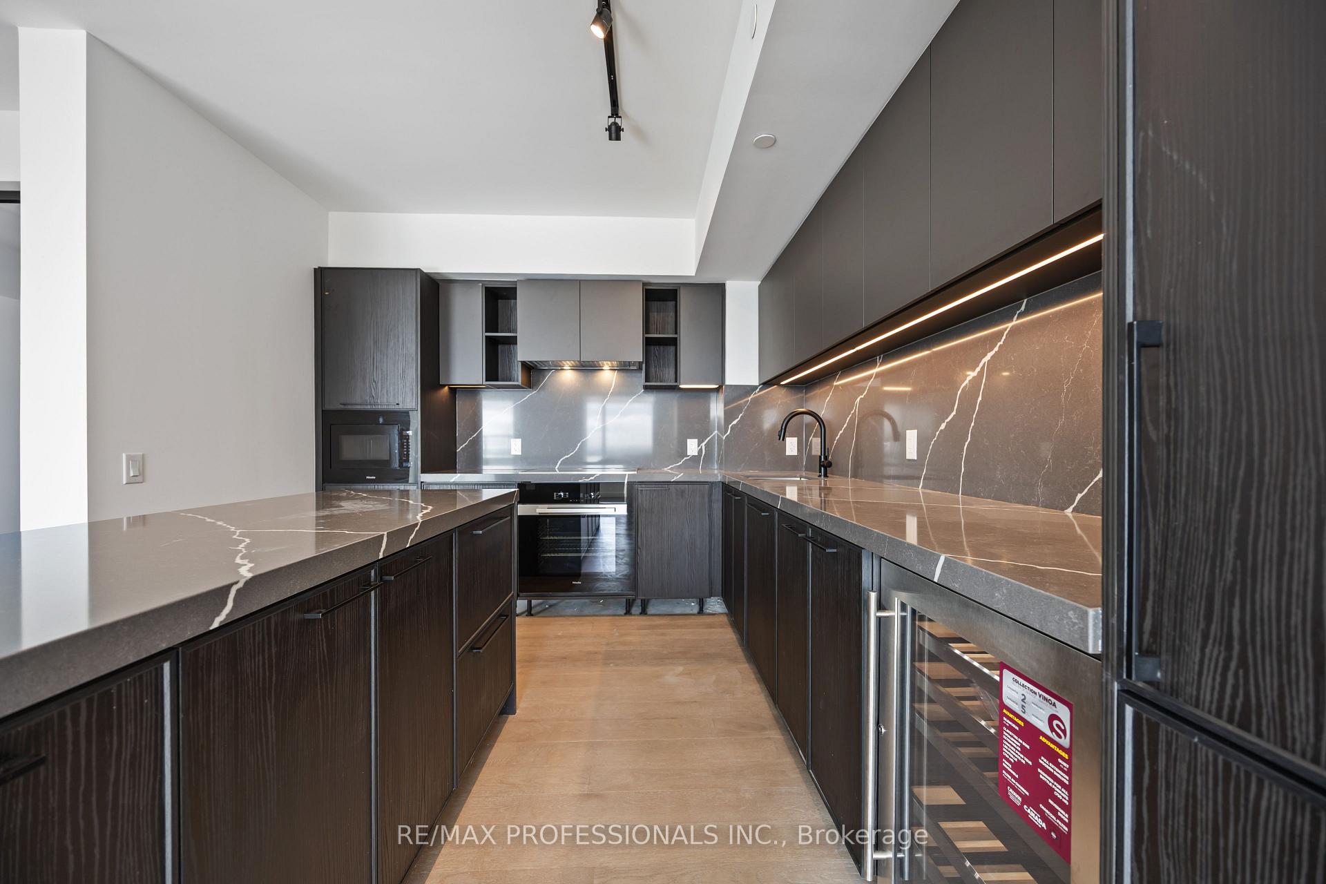 Photo 13 of Unit 1203, 1050 Eastern Avenue, Toronto, Greenwood-Coxwell — HOMEH