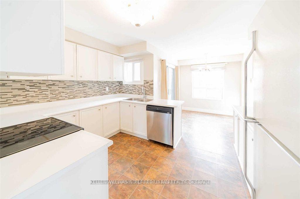 Photo 11 of 44 Keys Drive, Ajax, Central — HOMEH