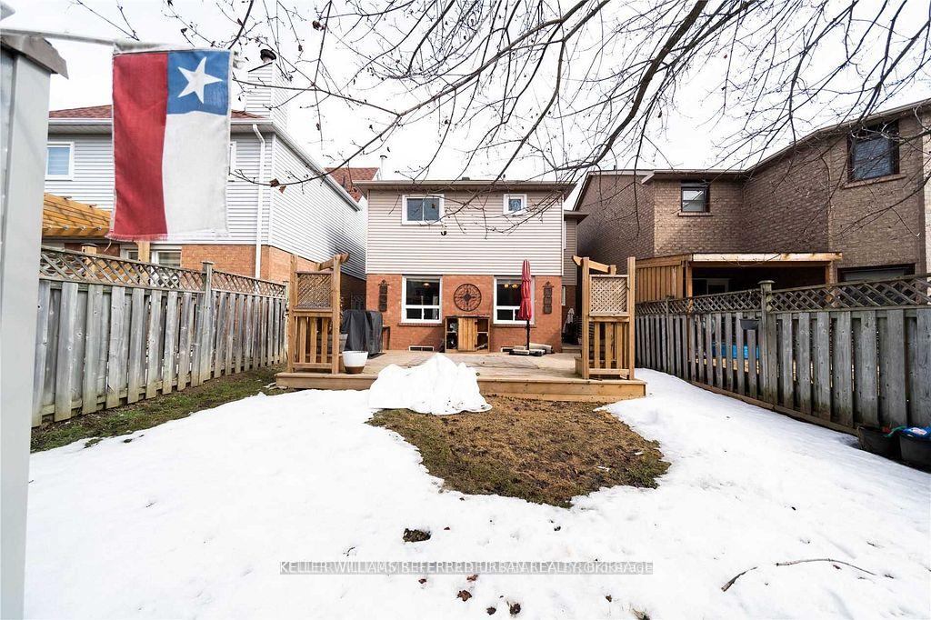 Photo 16 of 44 Keys Drive, Ajax, Central — HOMEH