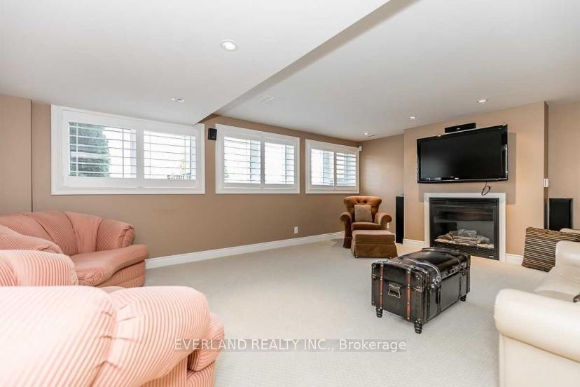 Photo 6 of Unit Bsmt, 159 ivy jay Crescent, Aurora, Rural Aurora — HOMEH