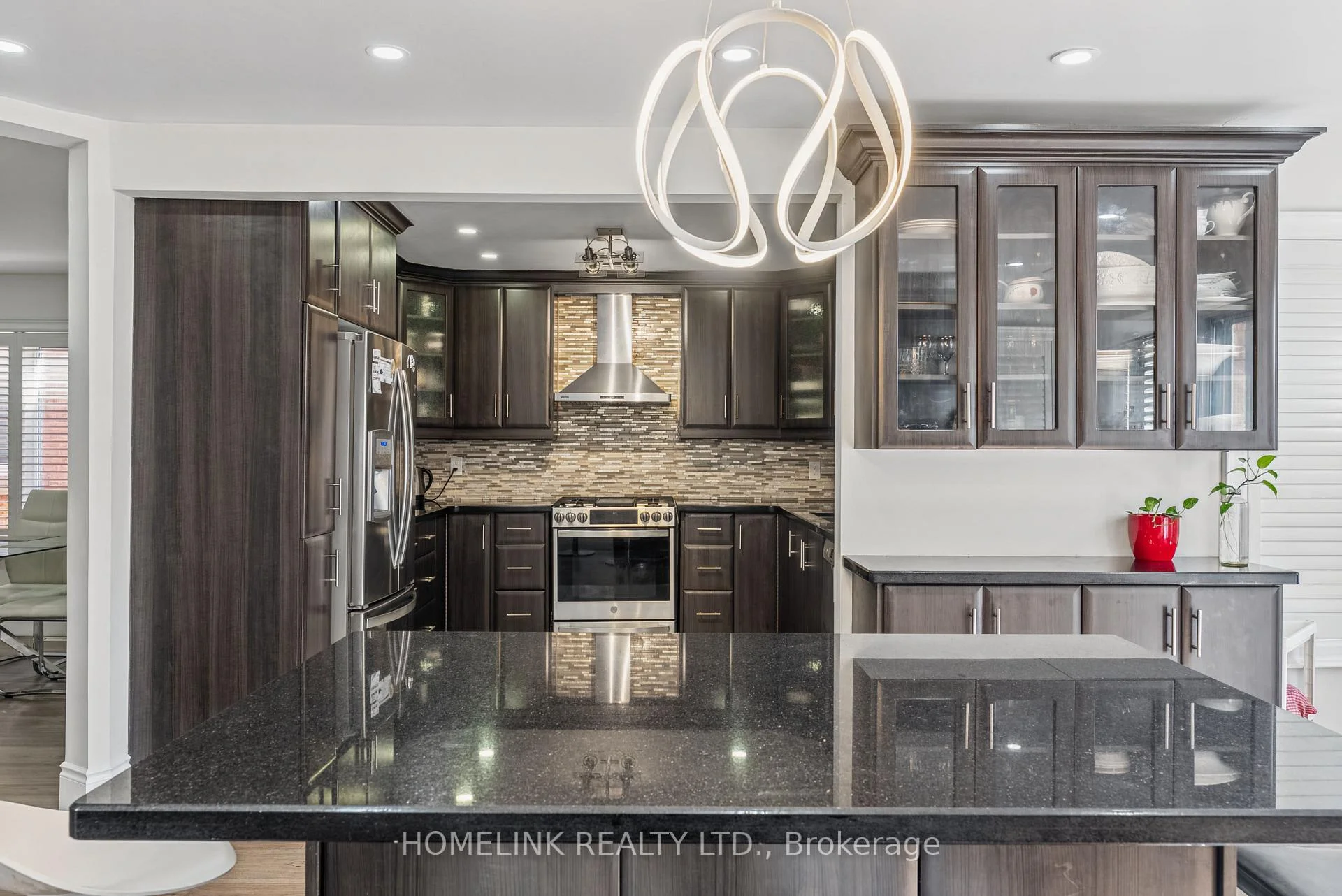 Photo 15 of 5054 Terry Fox Way, Mississauga, East Credit — HOMEH