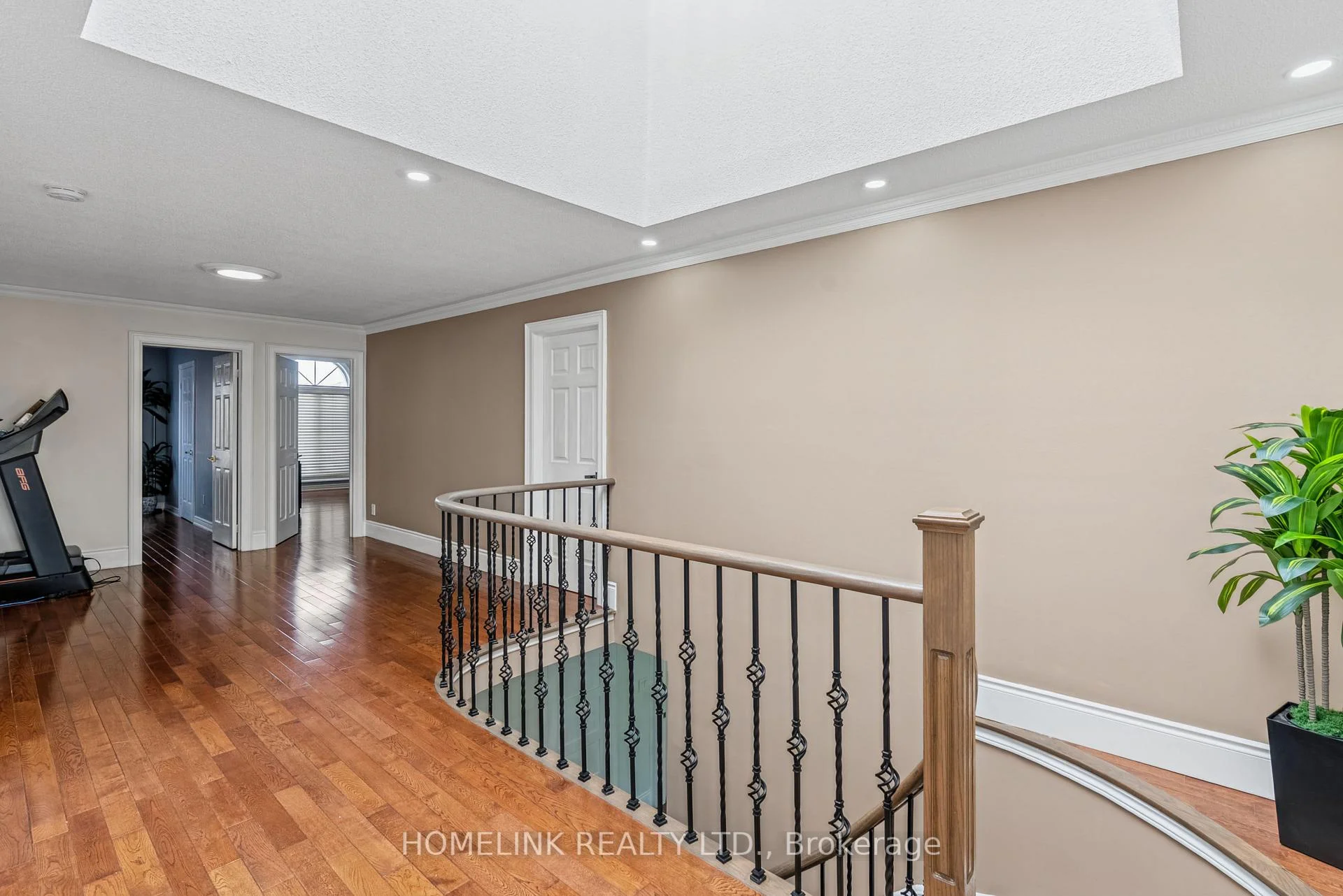 Photo 30 of 5054 Terry Fox Way, Mississauga, East Credit — HOMEH