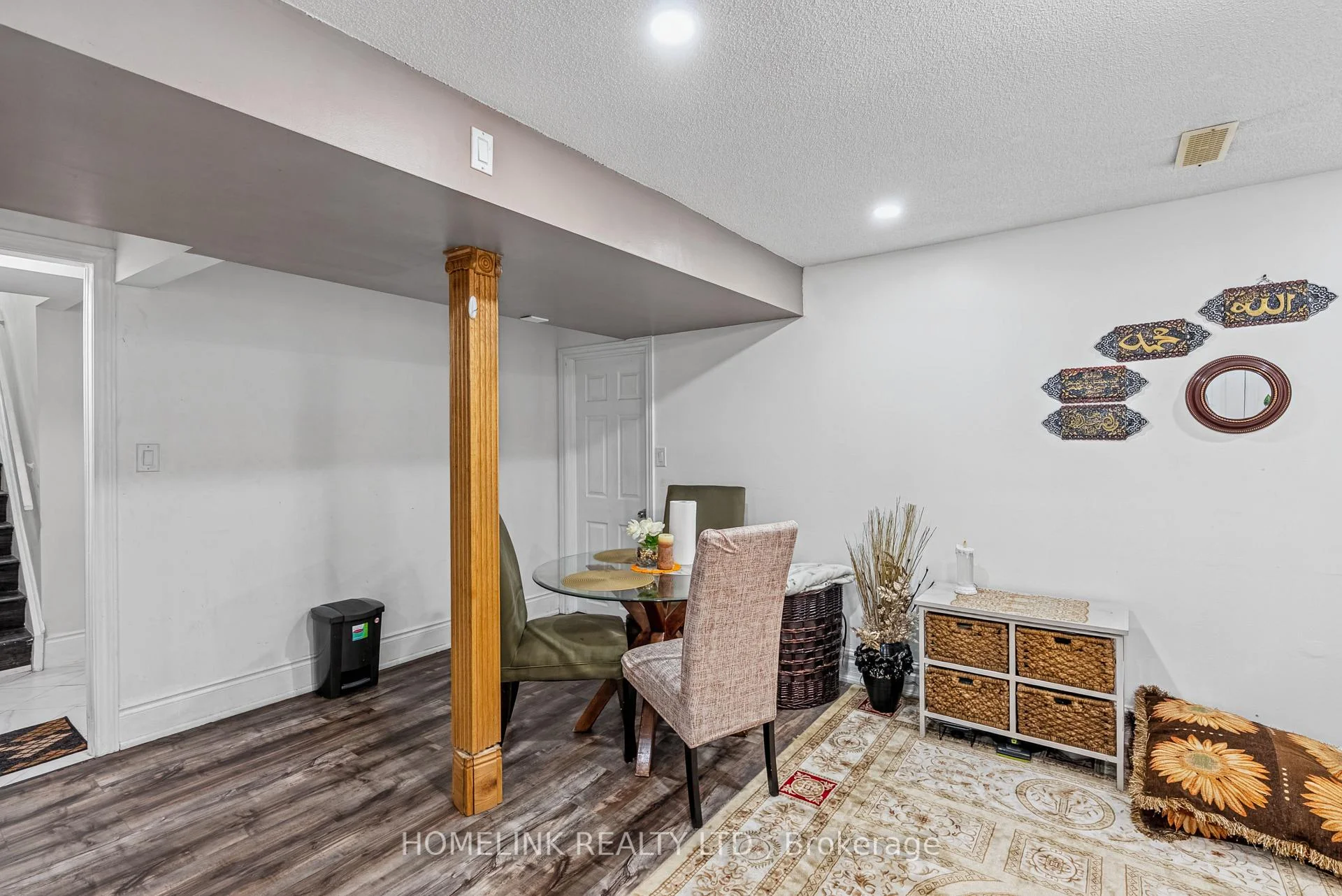 Photo 36 of 5054 Terry Fox Way, Mississauga, East Credit — HOMEH