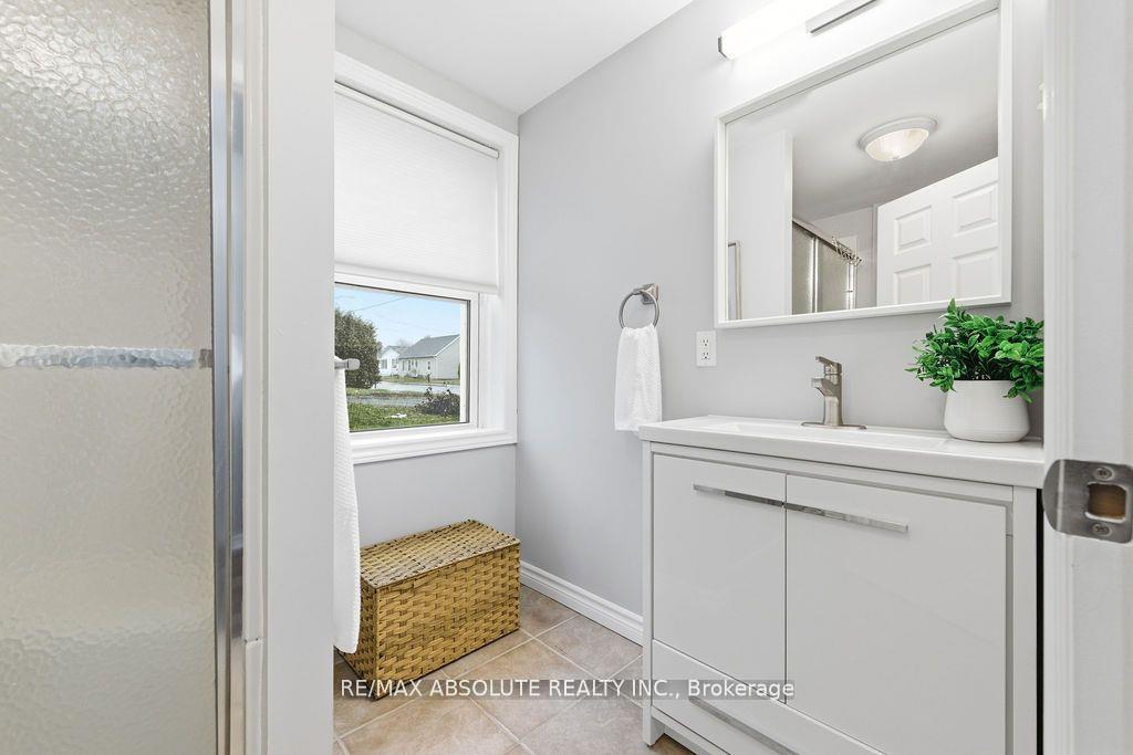 Photo 14 of 132 Edward Street S, Arnprior, Arnprior — HOMEH