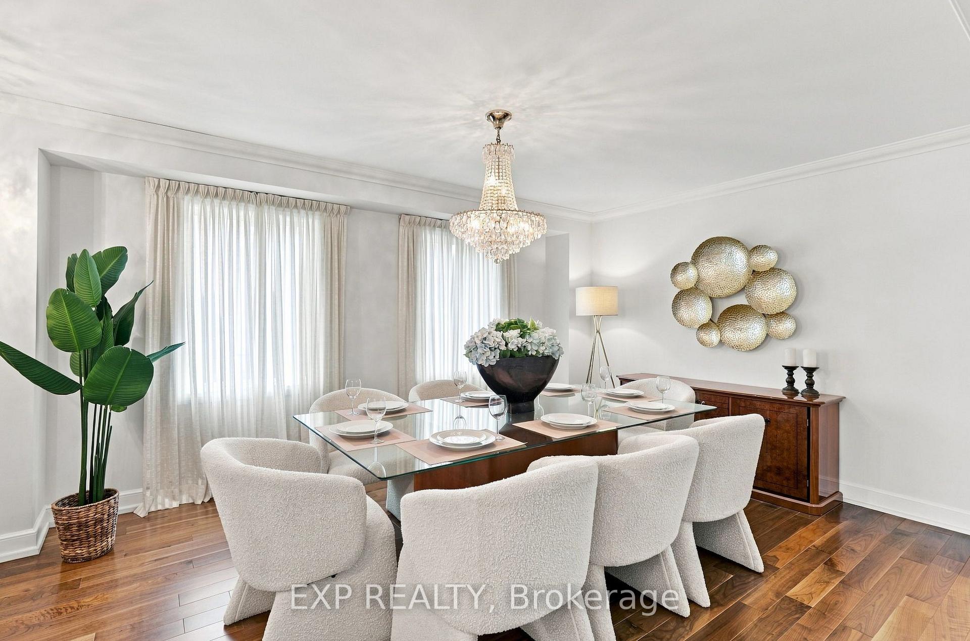 Photo 7 of 655 Culler Mews, Newmarket, Stonehaven-Wyndham — HOMEH