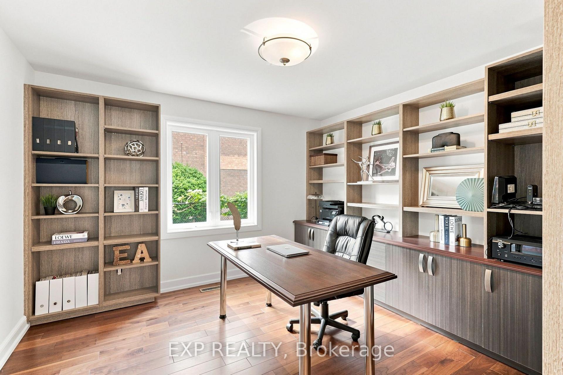 Photo 10 of 655 Culler Mews, Newmarket, Stonehaven-Wyndham — HOMEH