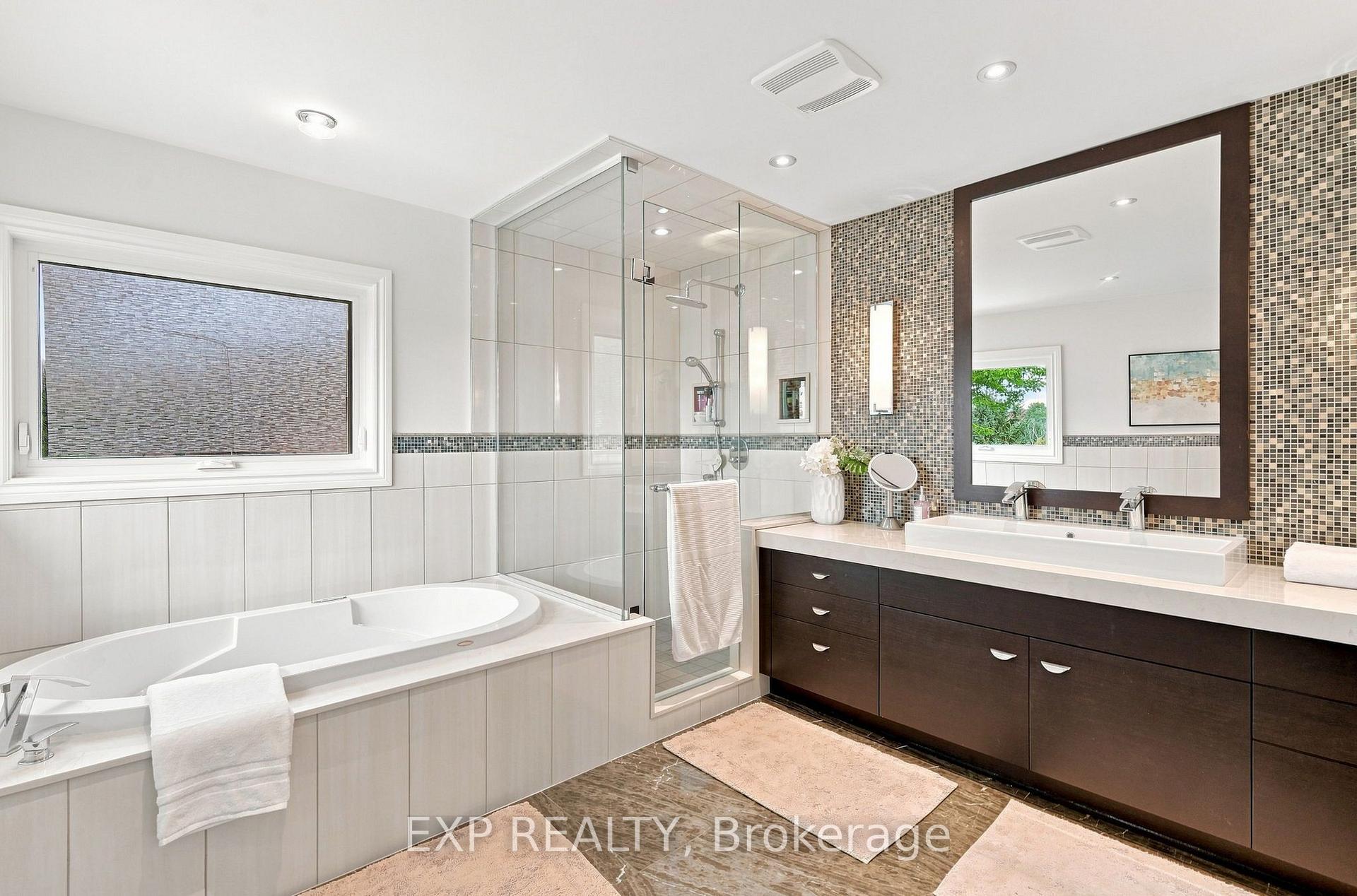 Photo 24 of 655 Culler Mews, Newmarket, Stonehaven-Wyndham — HOMEH