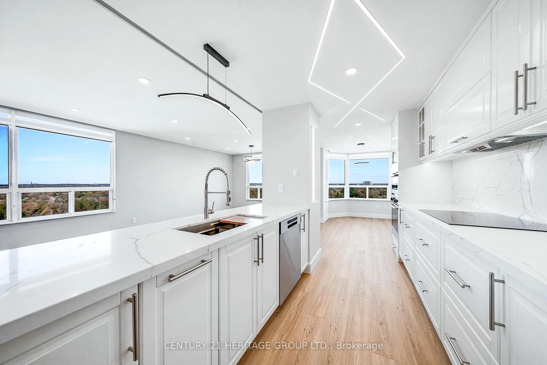 Photo 15 of Unit 1203, 7 Townsgate Drive, Vaughan, Crestwood-Springfarm-Yorkhill — HOMEH
