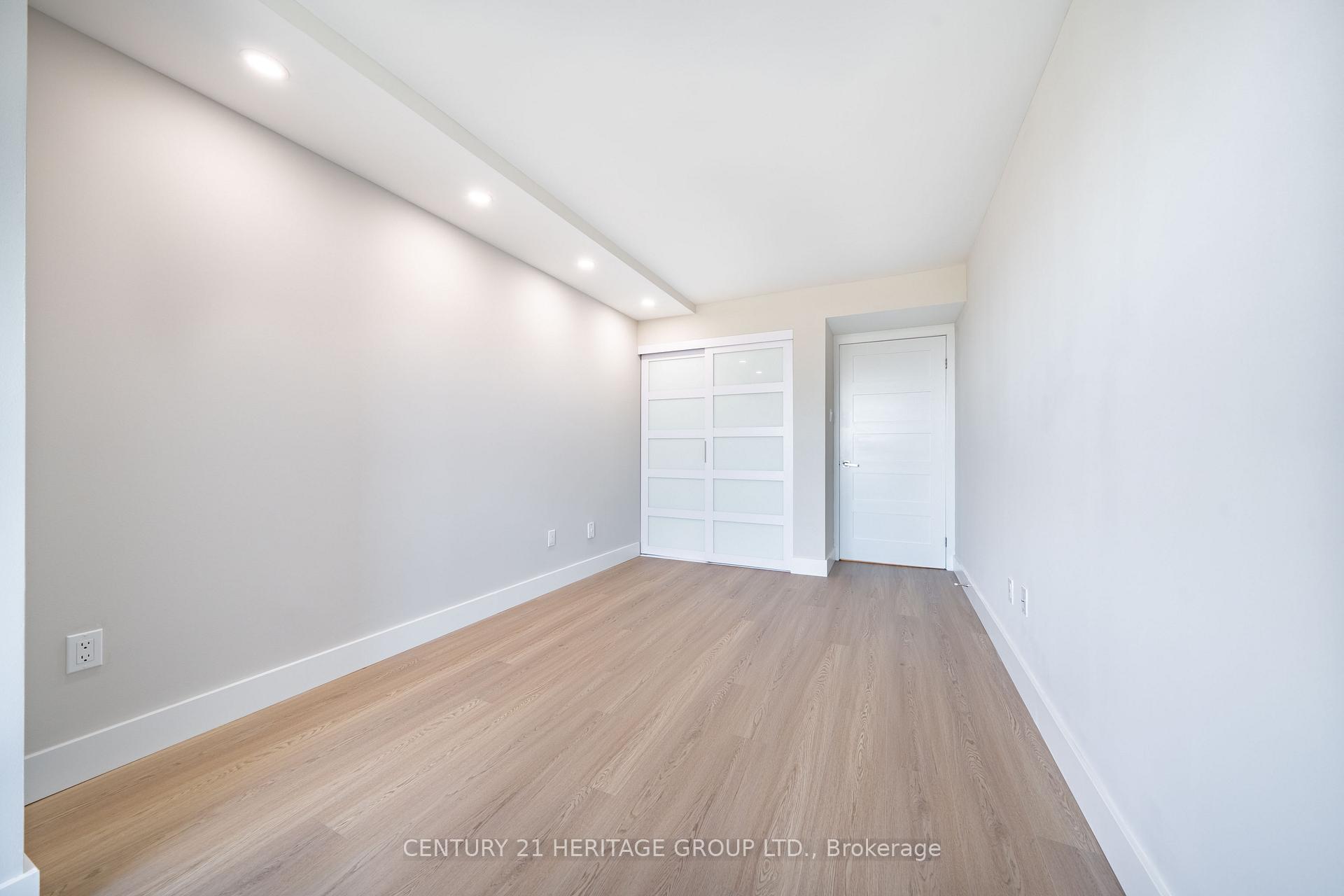 Photo 21 of Unit 1203, 7 Townsgate Drive, Vaughan, Crestwood-Springfarm-Yorkhill — HOMEH