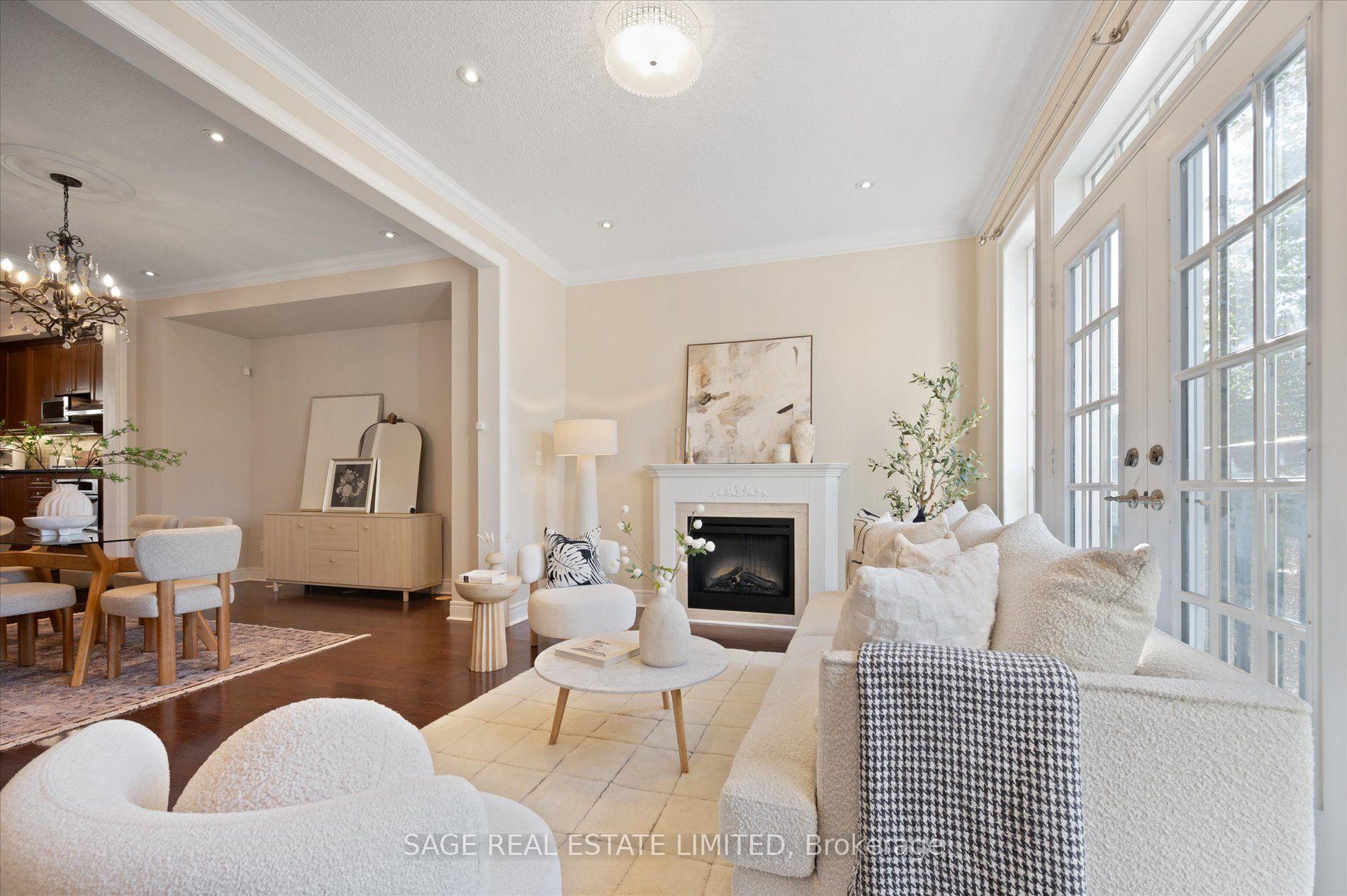 Photo 4 of 19 Roseberry Road, Markham, Unionville — HOMEH