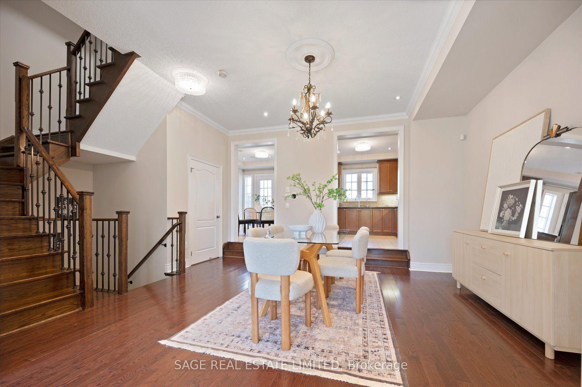 Photo 6 of 19 Roseberry Road, Markham, Unionville — HOMEH