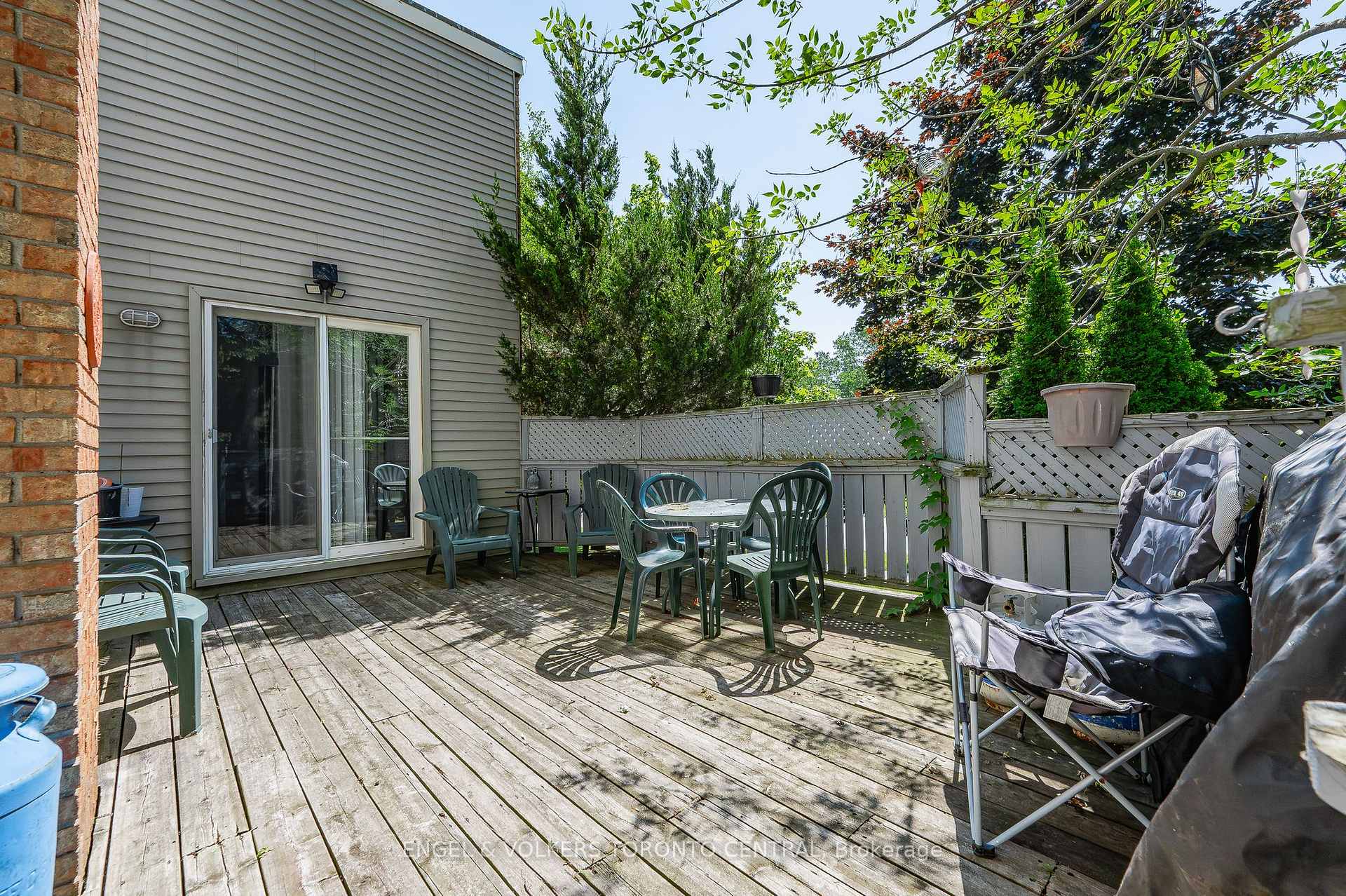 Photo 31 of 31 Mulberry Lane, Waterloo, Maple Hills — HOMEH