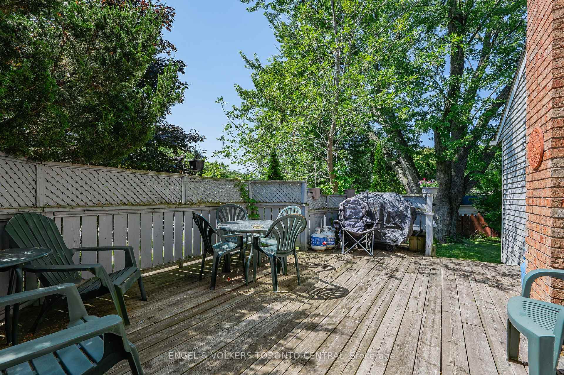 Photo 33 of 31 Mulberry Lane, Waterloo, Maple Hills — HOMEH