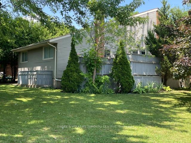 Photo 45 of 31 Mulberry Lane, Waterloo, Maple Hills — HOMEH