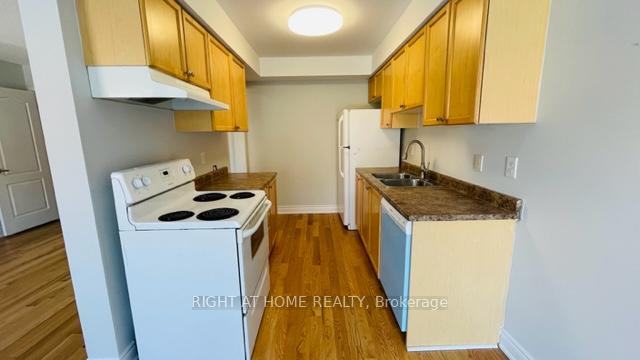 Photo 8 of 140 Sydenham Wells Road, Barrie, Georgian Drive — HOMEH