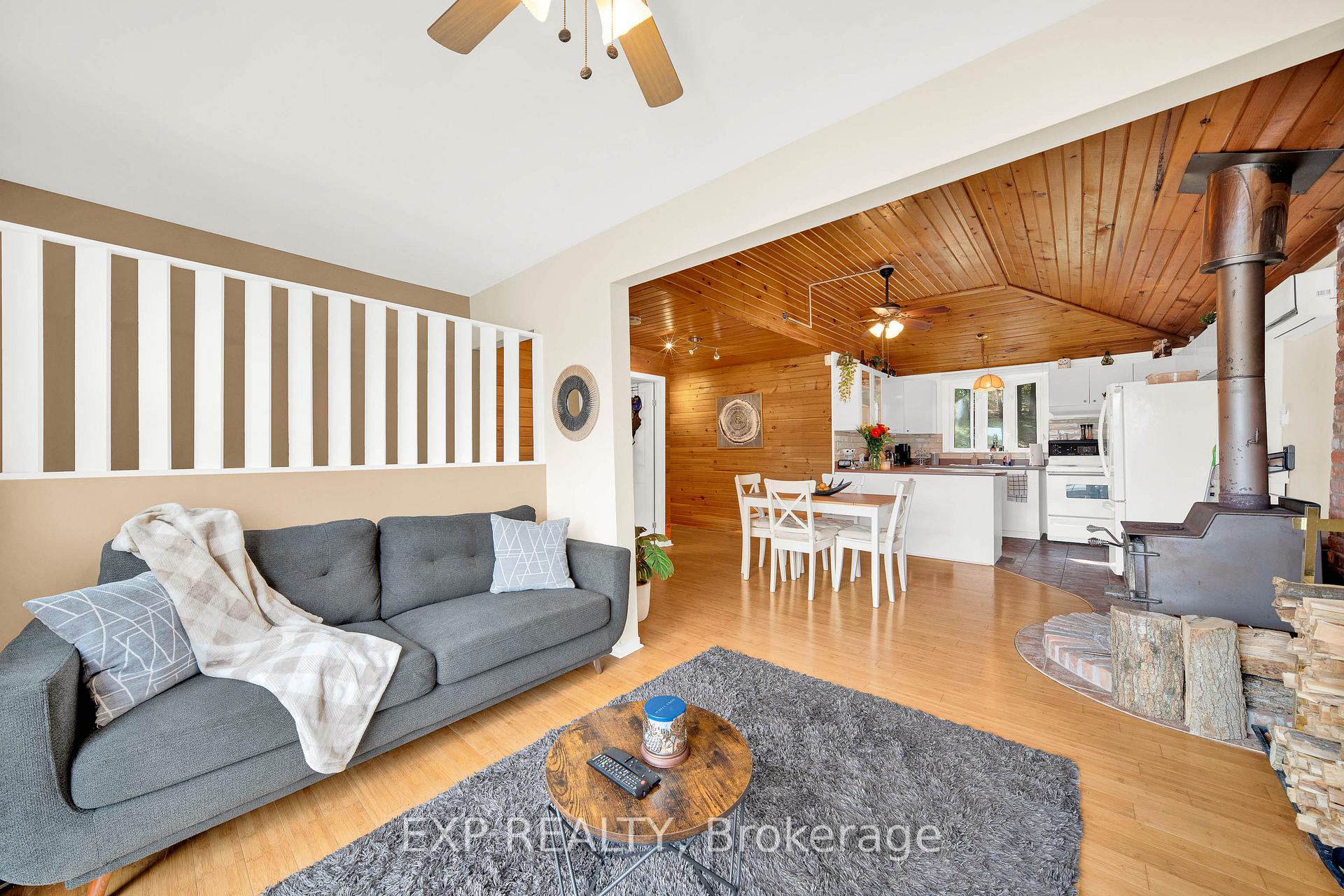 Photo 4 of 4664 Northwoods Drive, Ottawa, Constance Bay — HOMEH