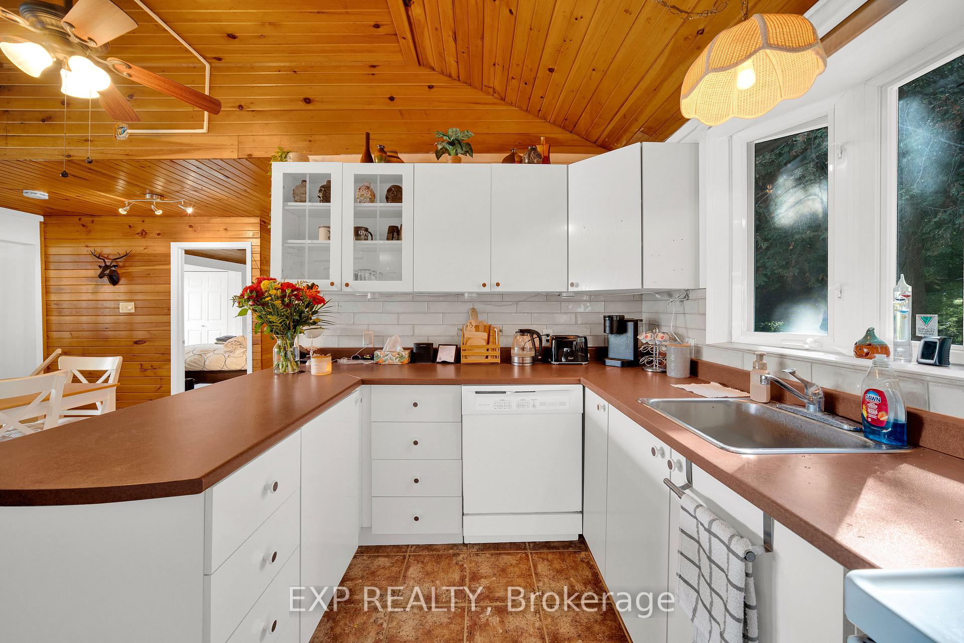 Photo 10 of 4664 Northwoods Drive, Ottawa, Constance Bay — HOMEH