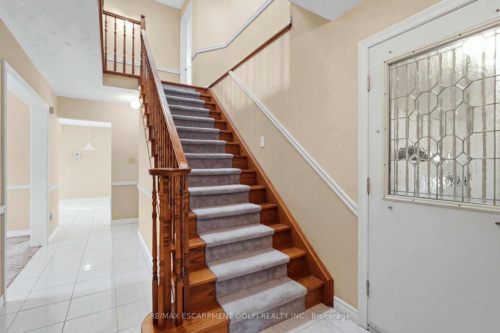 Photo 5 of 106 Como Place, Hamilton, Ryckmans — HOMEH