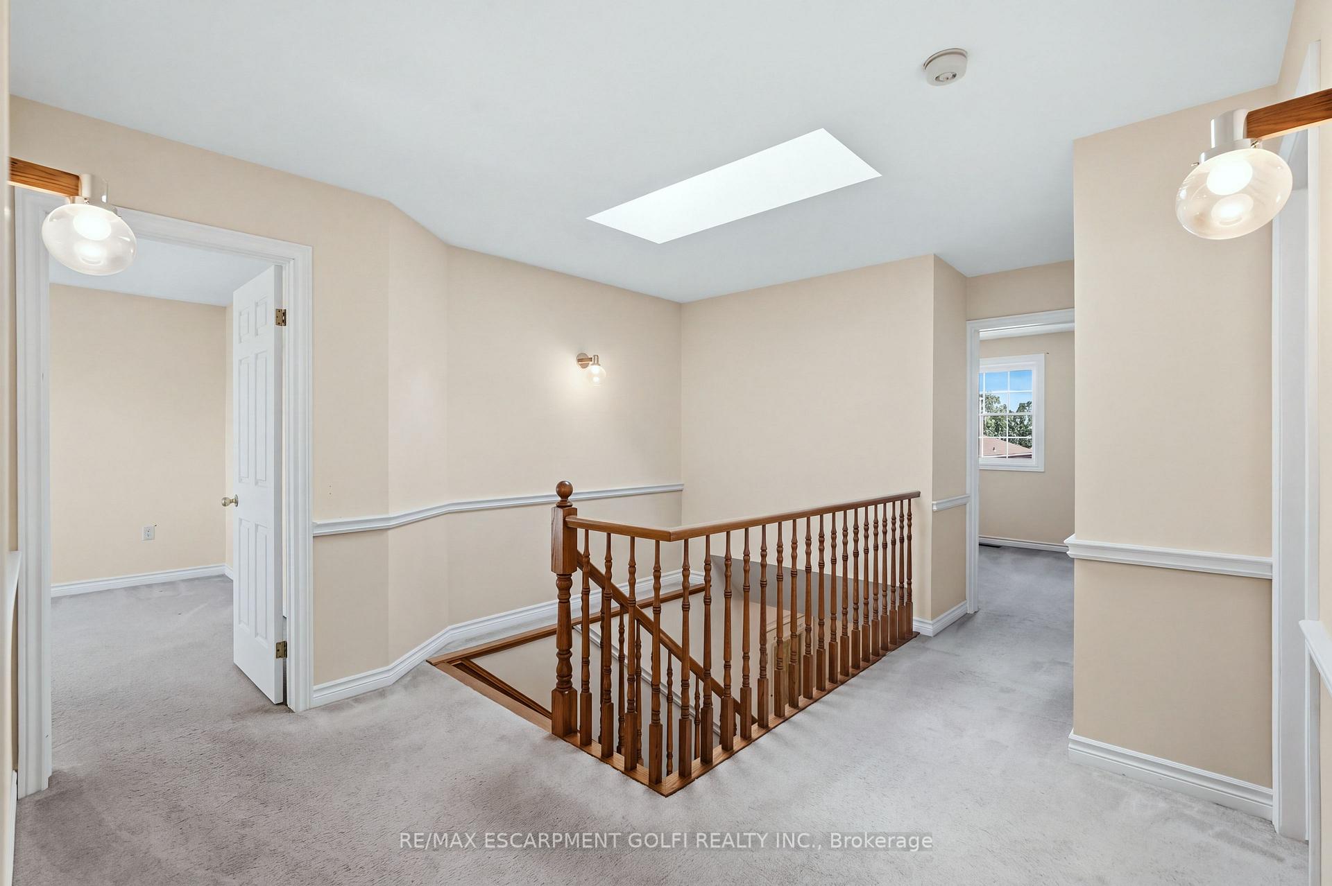Photo 17 of 106 Como Place, Hamilton, Ryckmans — HOMEH