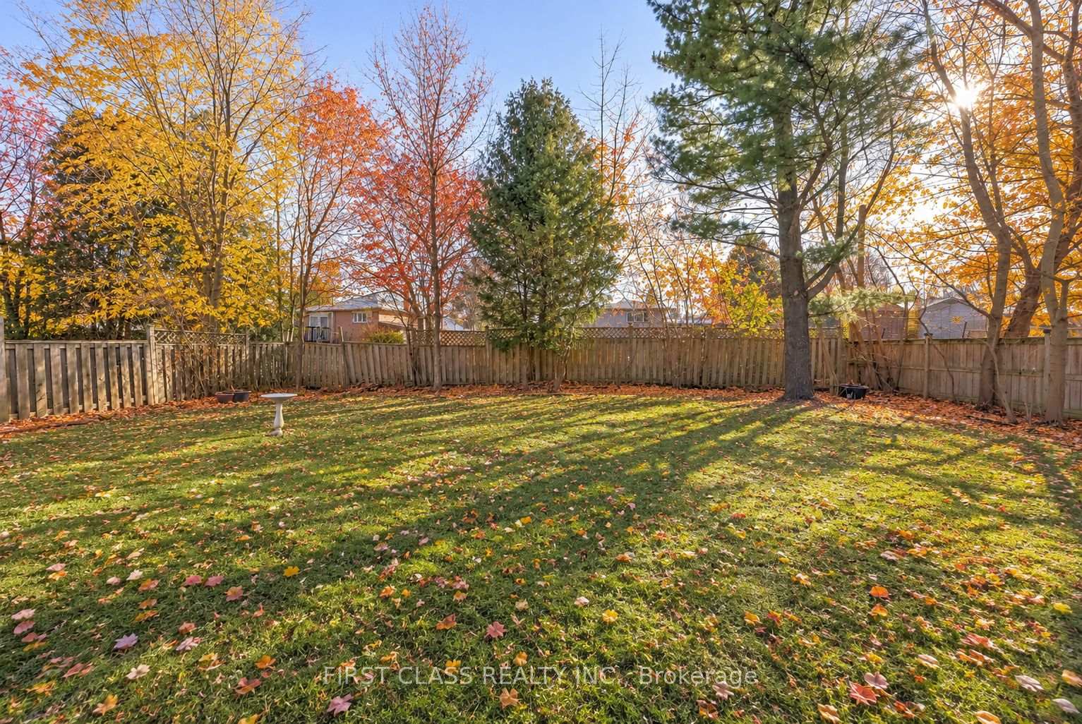 Photo 15 of 39 Seaton Drive, Aurora, Aurora Highlands — HOMEH