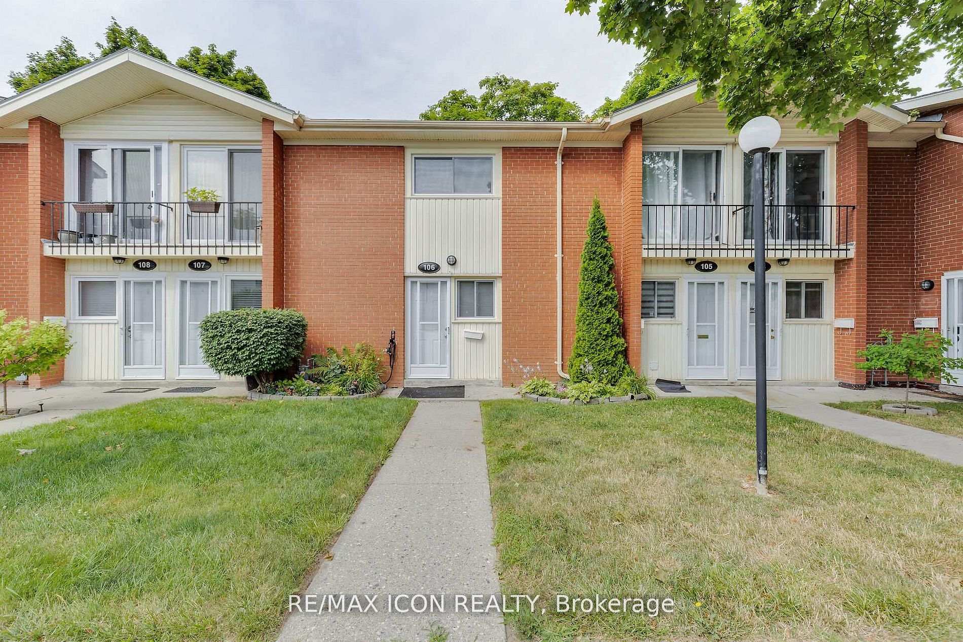 Photo of Unit 106, 1090 Kipps Lane