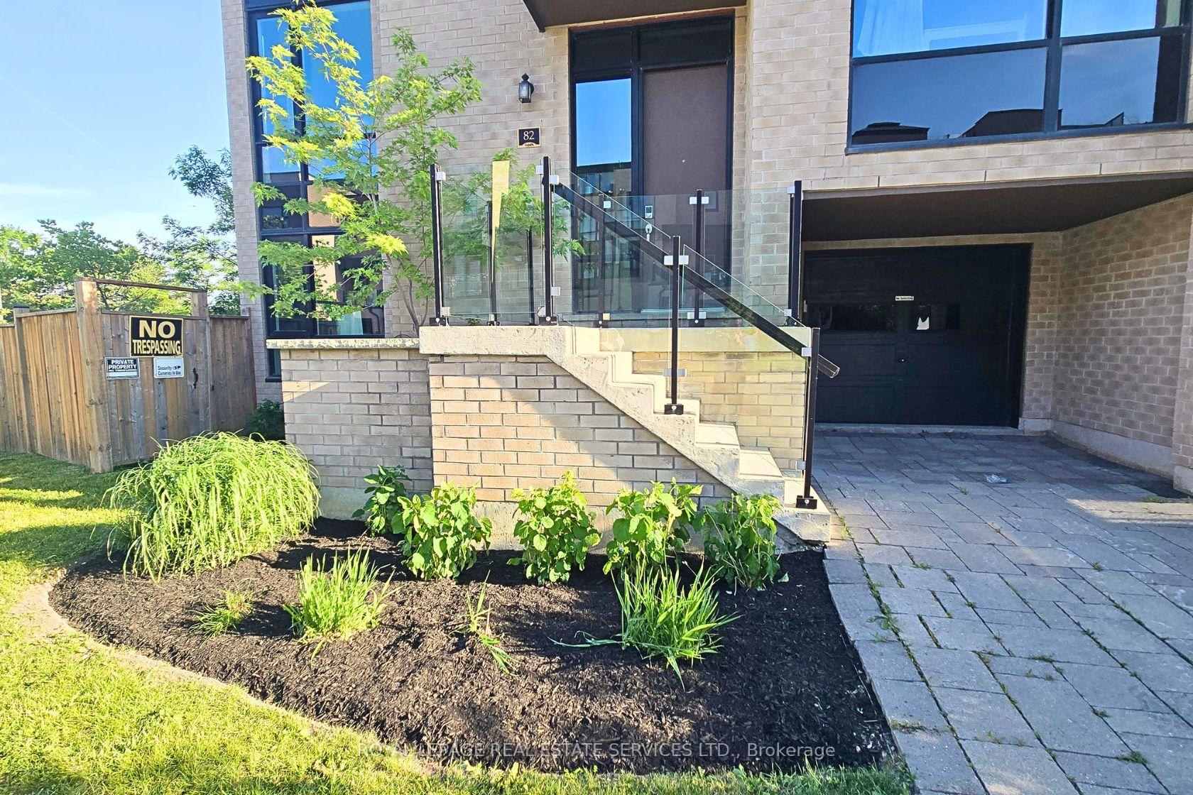 Photo 2 of 82 Pony Farm Drive, Etobicoke, Willowridge-Martingrove-Richview — HOMEH