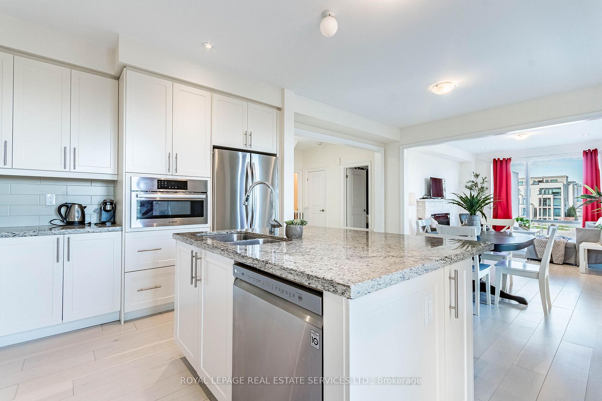 Photo 9 of 82 Pony Farm Drive, Etobicoke, Willowridge-Martingrove-Richview — HOMEH
