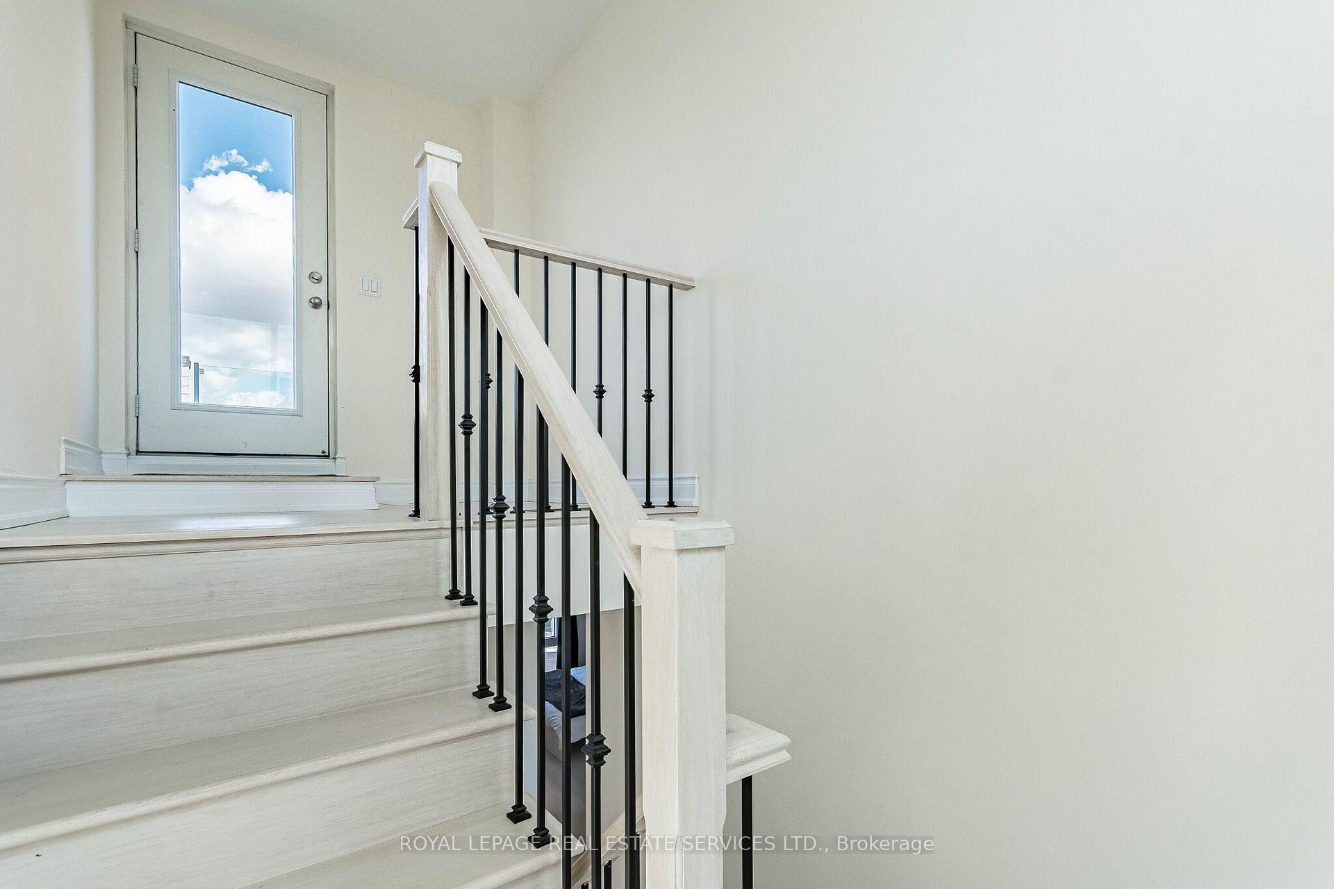 Photo 27 of 82 Pony Farm Drive, Etobicoke, Willowridge-Martingrove-Richview — HOMEH