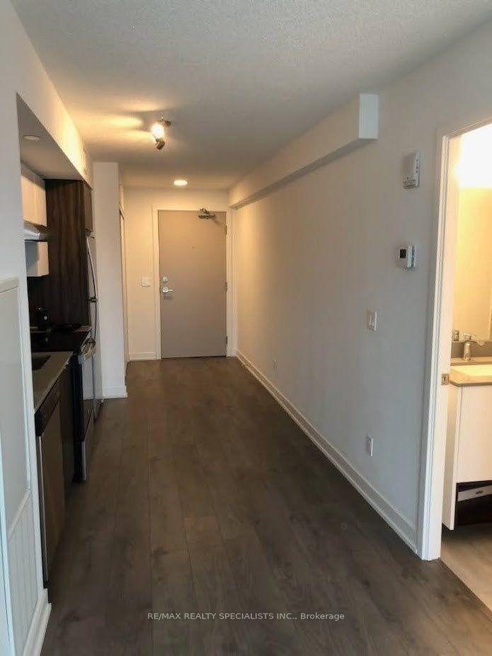 Photo 11 of Unit B525, 1119 Cooke Boulevard E, Burlington, LaSalle — HOMEH