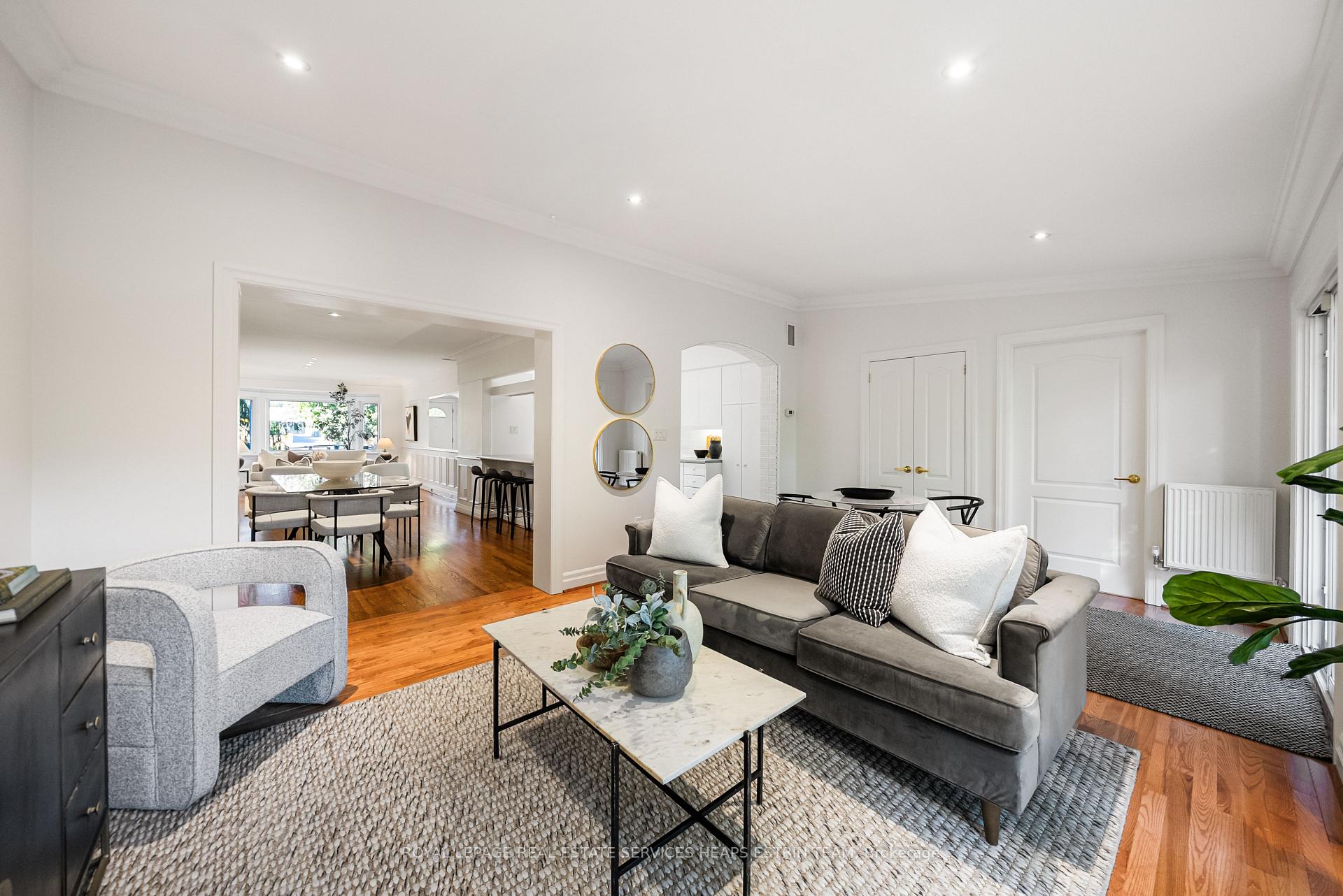 Photo 15 of 27 Berney Crescent, Toronto, Leaside — HOMEH