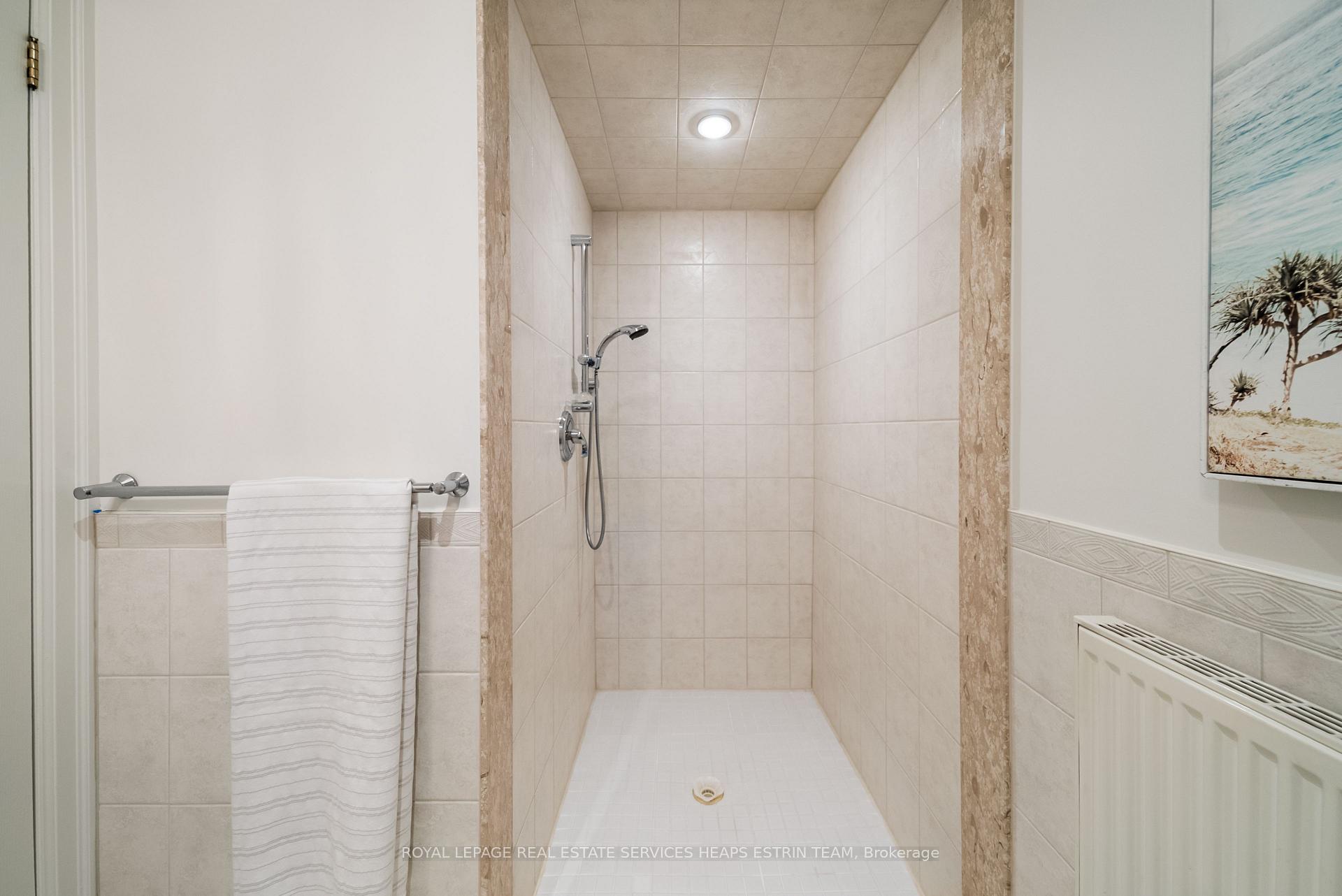Photo 25 of 27 Berney Crescent, Toronto, Leaside — HOMEH