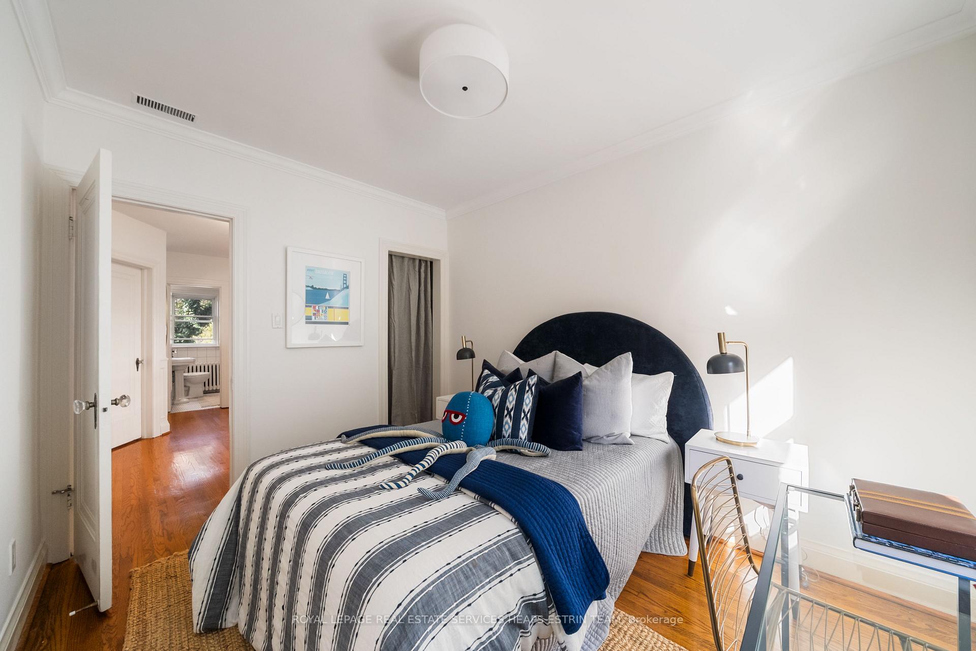 Photo 35 of 27 Berney Crescent, Toronto, Leaside — HOMEH