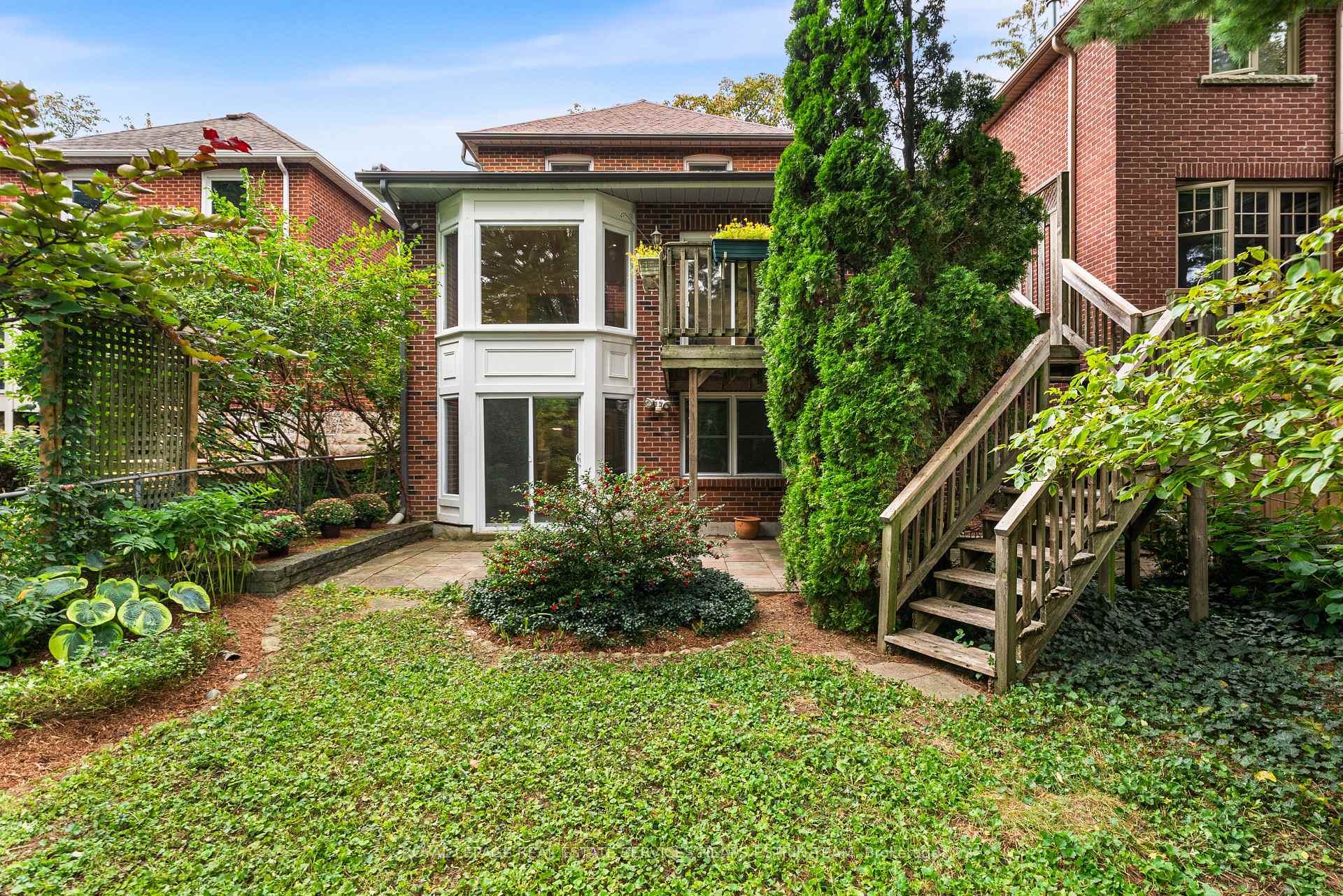 Photo 46 of 27 Berney Crescent, Toronto, Leaside — HOMEH