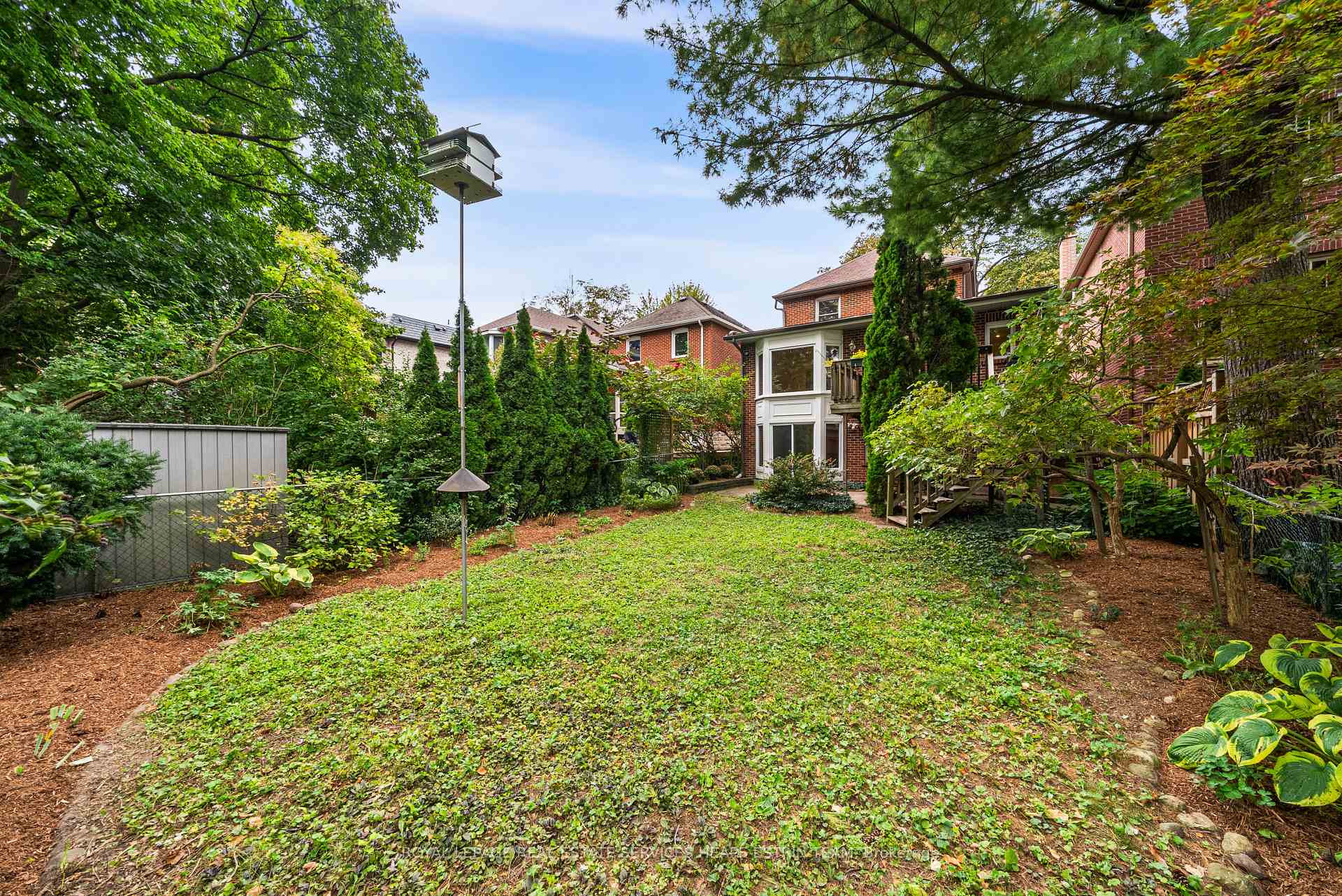 Photo 48 of 27 Berney Crescent, Toronto, Leaside — HOMEH