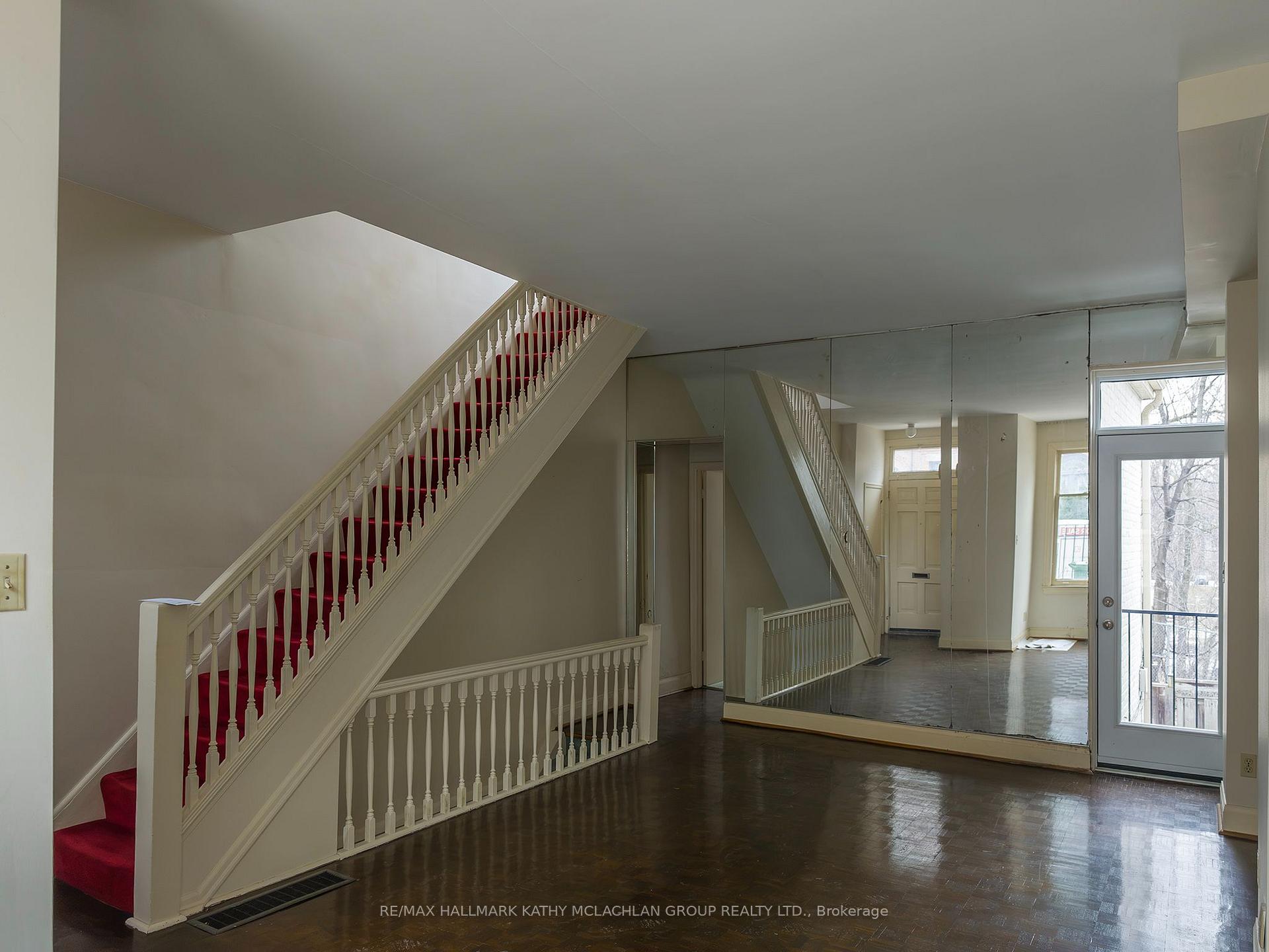Photo 3 of 26 Belmont Street, Toronto, The Annex — HOMEH