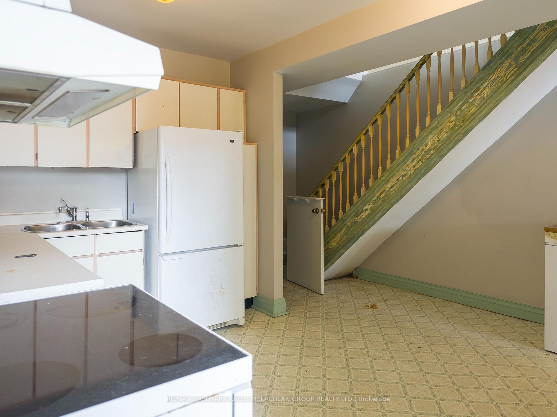 Photo 6 of 26 Belmont Street, Toronto, The Annex — HOMEH
