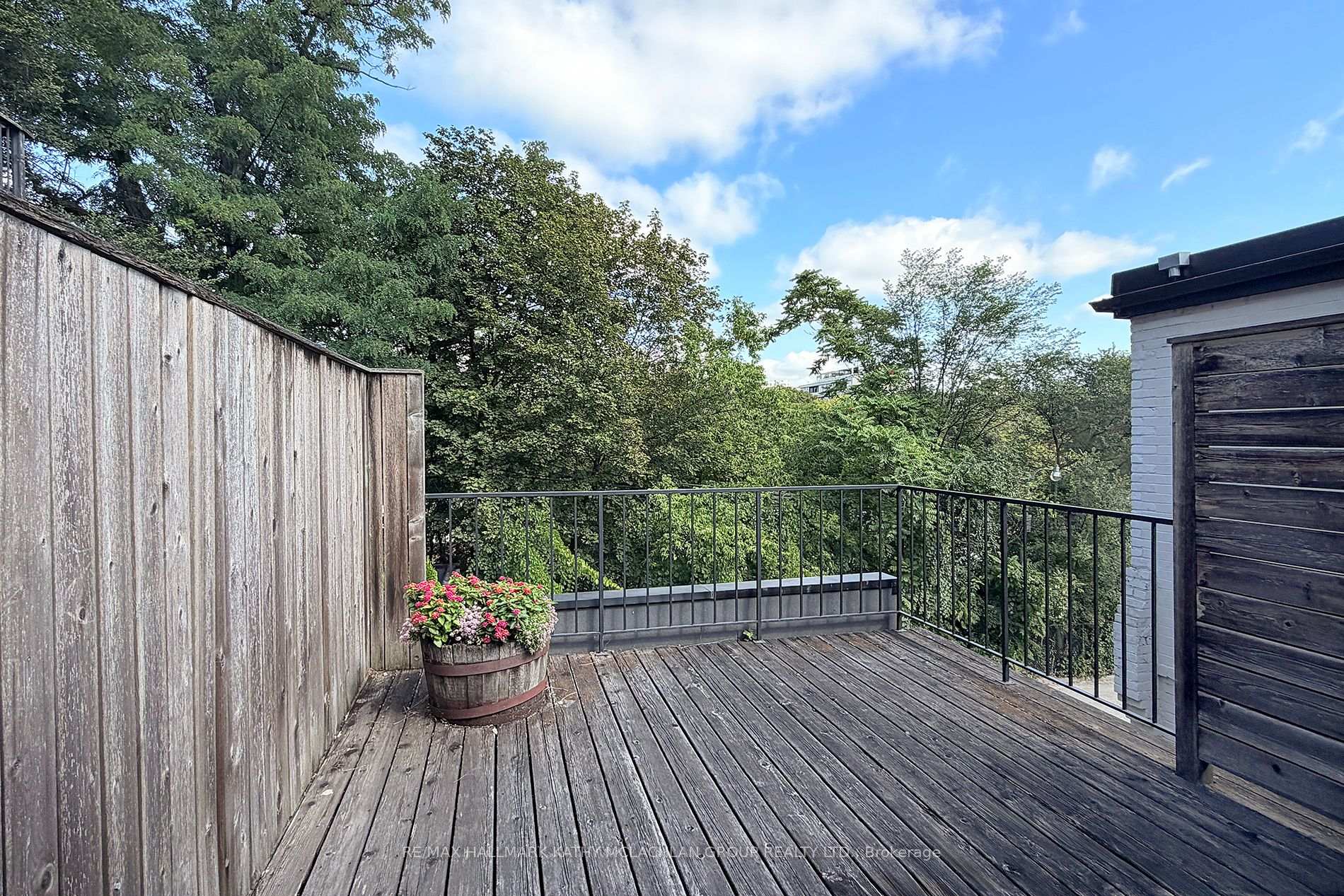 Photo 7 of 26 Belmont Street, Toronto, The Annex — HOMEH