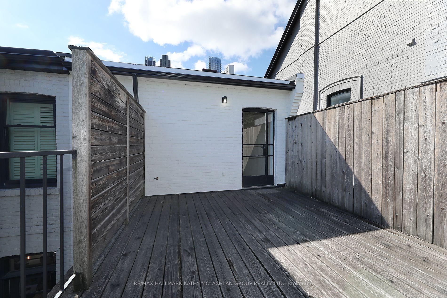 Photo 8 of 26 Belmont Street, Toronto, The Annex — HOMEH