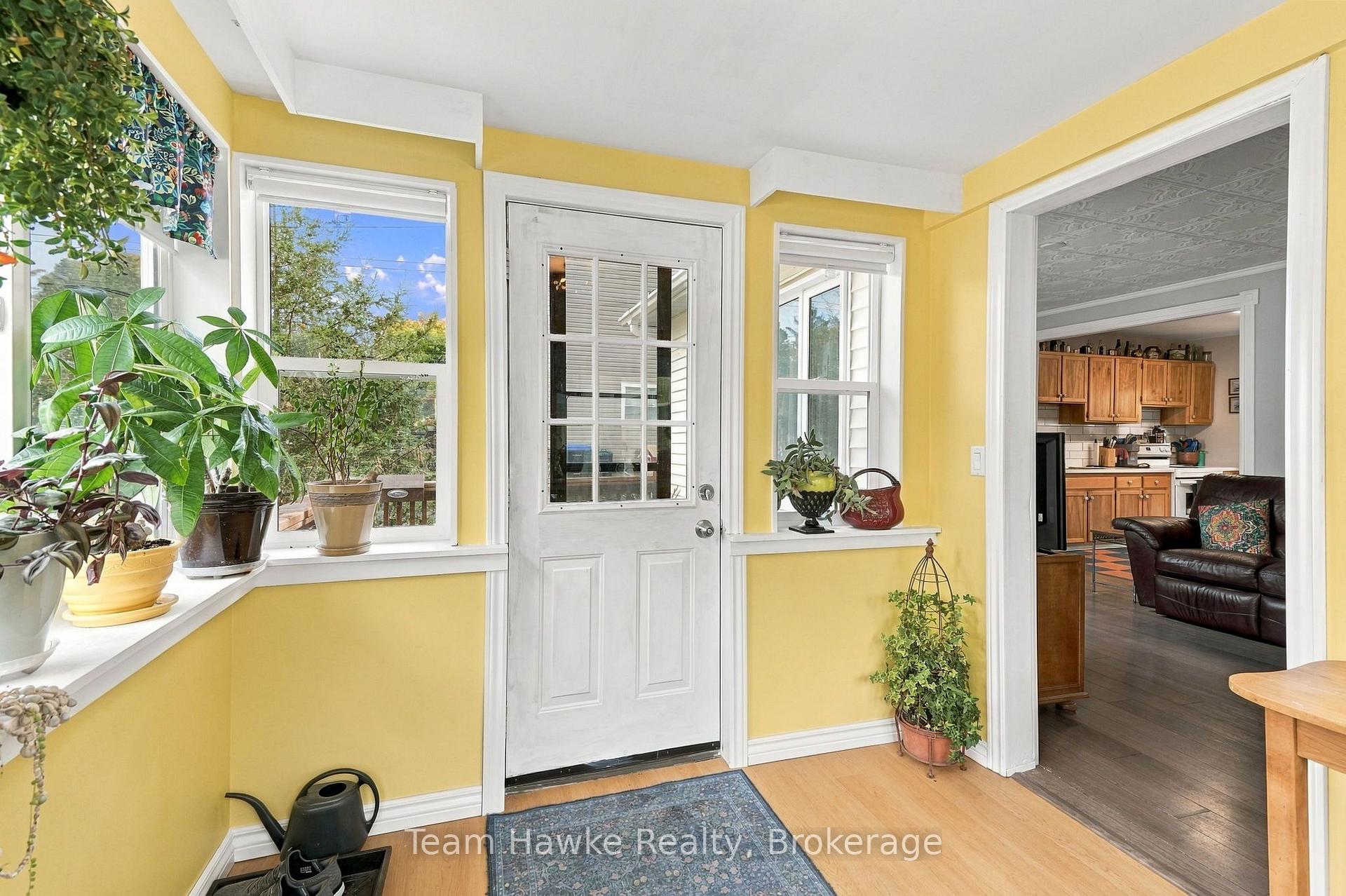 Photo 7 of 200 Fifth Street, Midland — HOMEH
