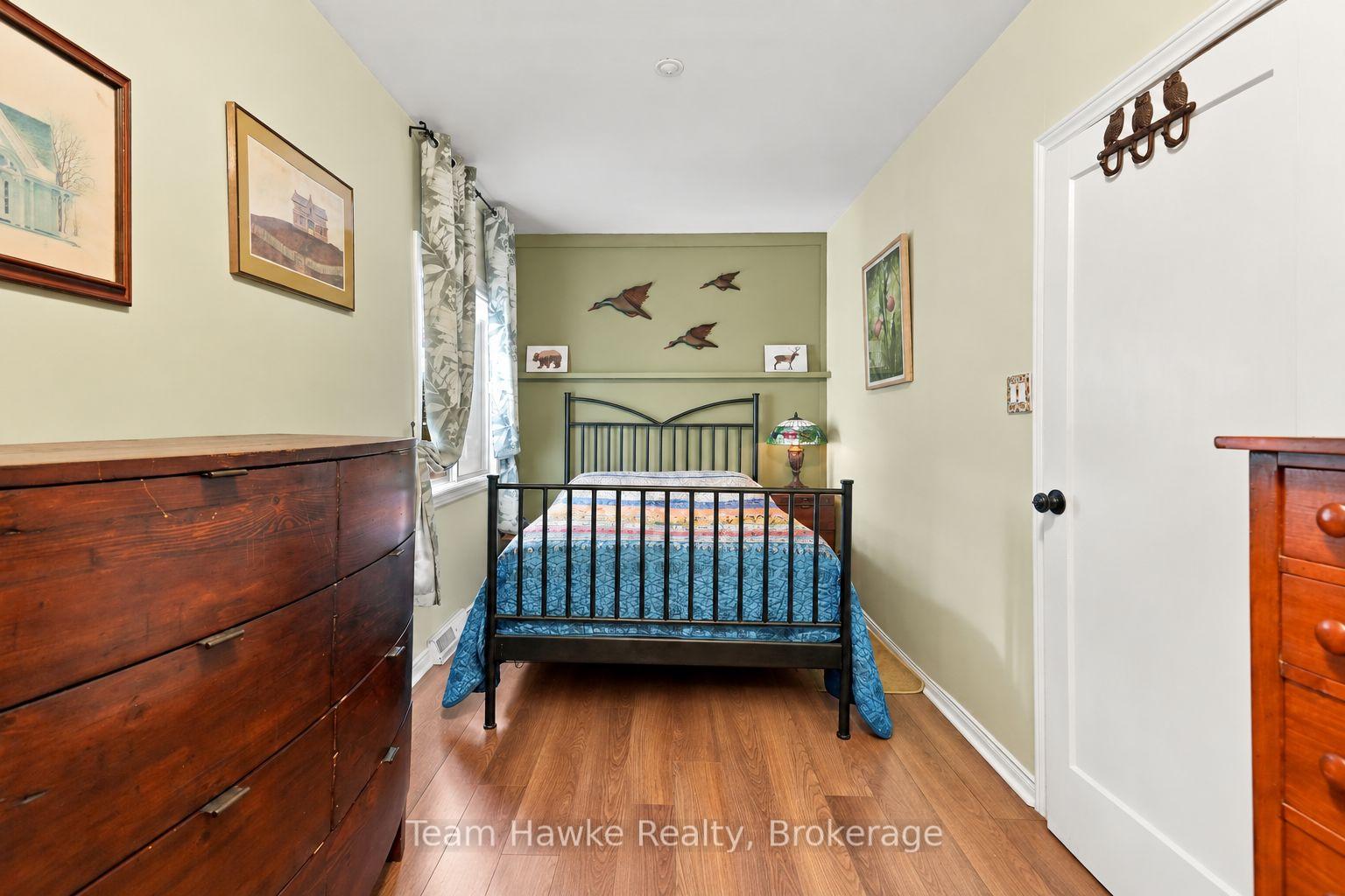 Photo 15 of 200 Fifth Street, Midland — HOMEH