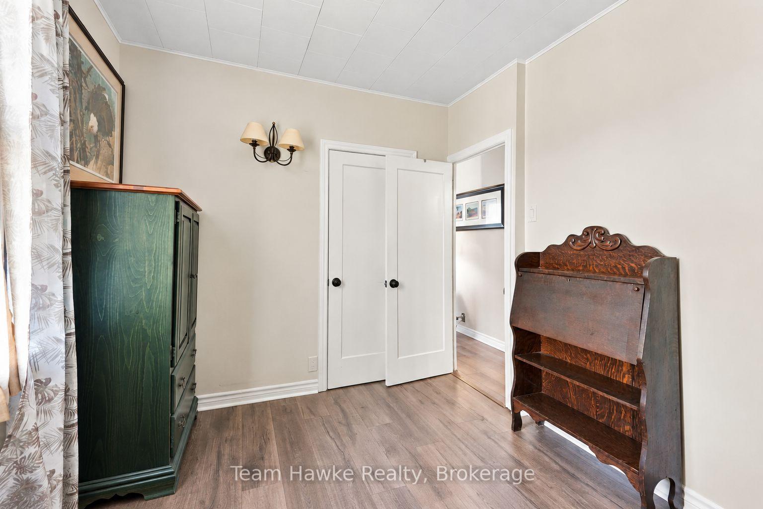 Photo 18 of 200 Fifth Street, Midland — HOMEH