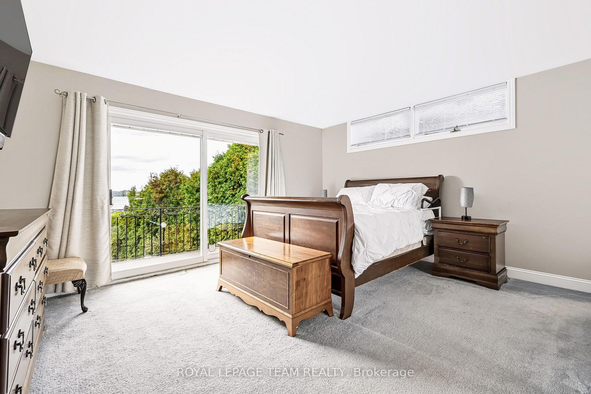 Photo 15 of 2027 Dundas Street, Edwardsburgh/Cardinal, Town of Cardinal — HOMEH