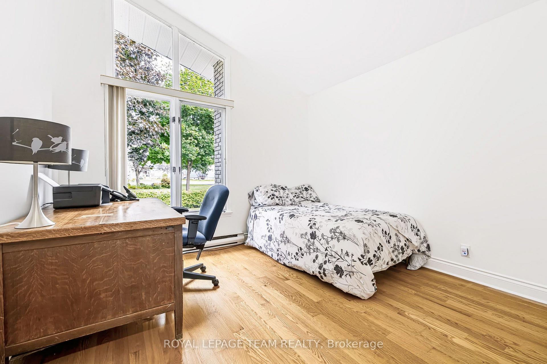 Photo 21 of 2027 Dundas Street, Edwardsburgh/Cardinal, Town of Cardinal — HOMEH