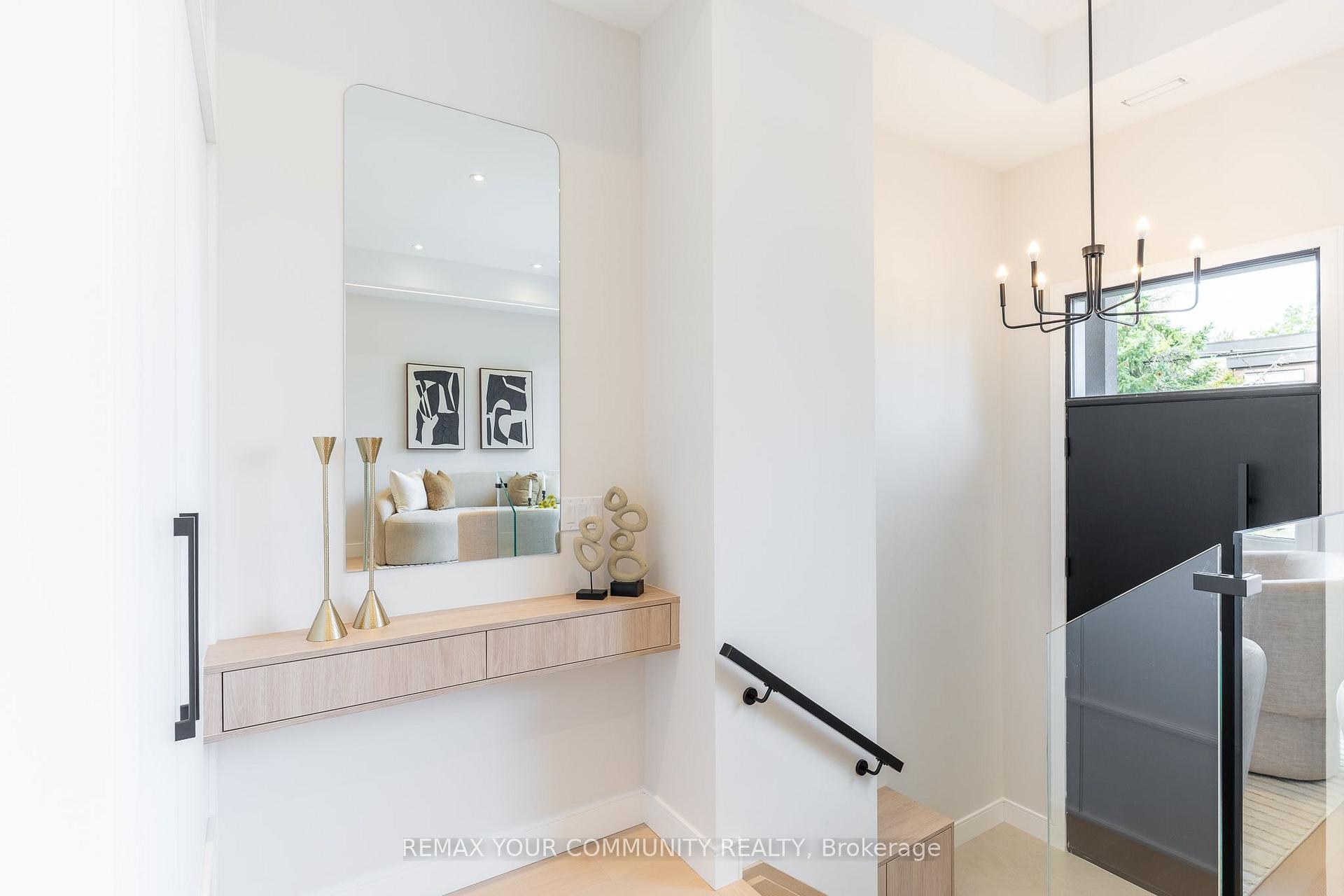 Photo 2 of 281 Queensdale Avenue, Toronto, Danforth Village-East York — HOMEH