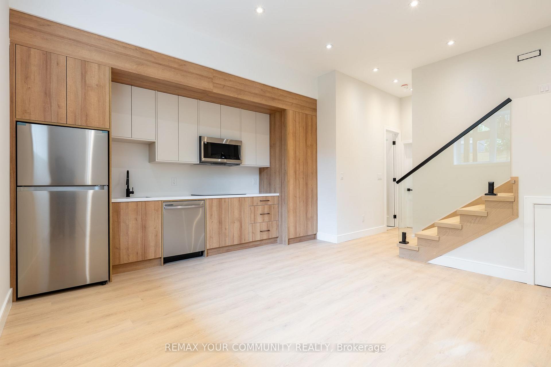 Photo 37 of 281 Queensdale Avenue, Toronto, Danforth Village-East York — HOMEH