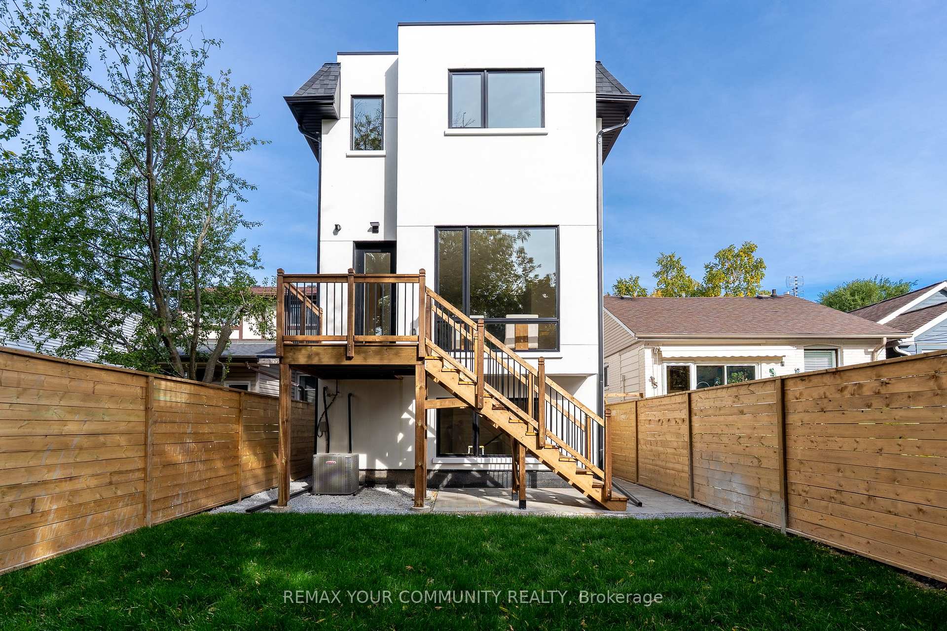 Photo 47 of 281 Queensdale Avenue, Toronto, Danforth Village-East York — HOMEH