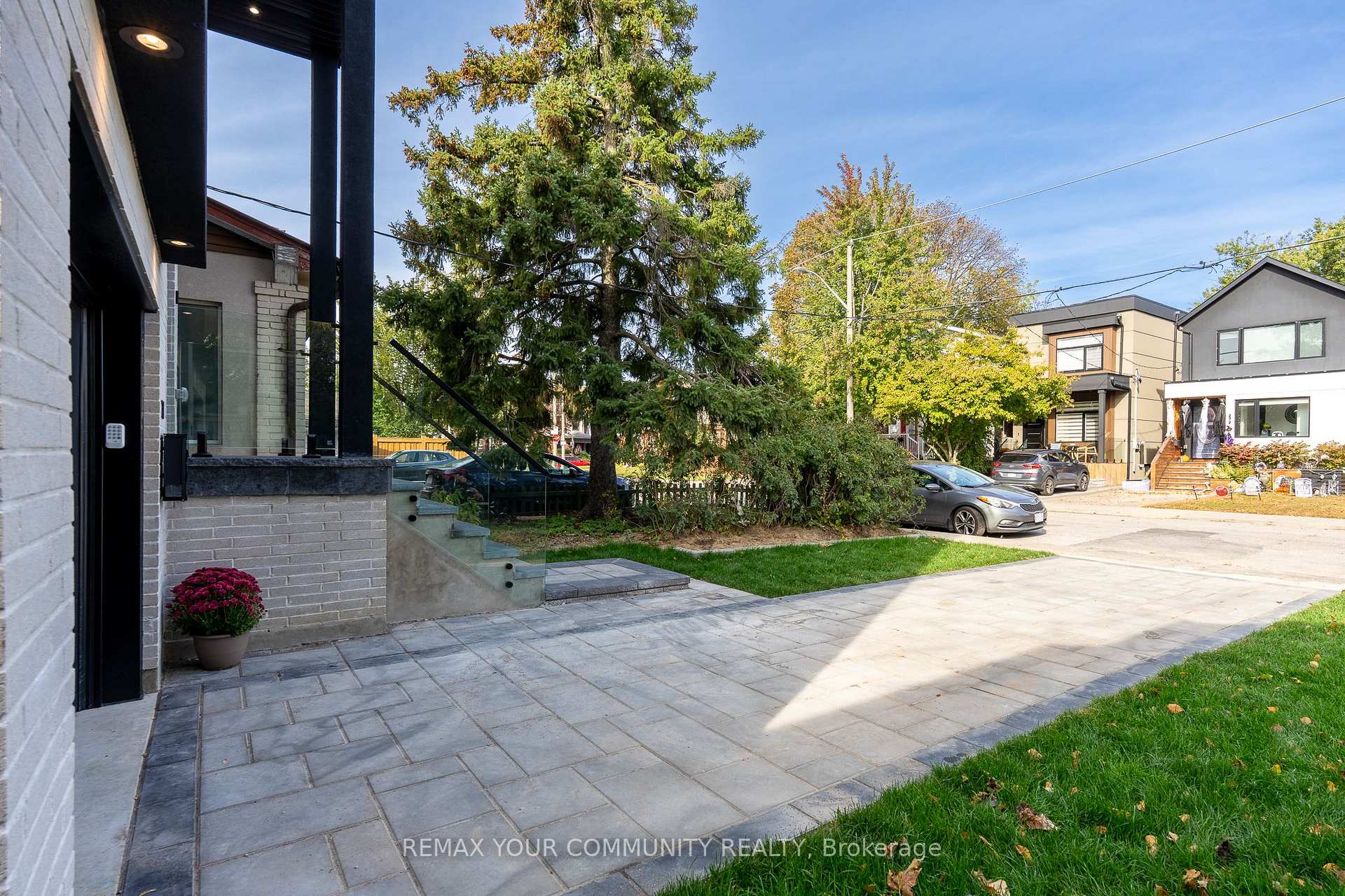 Photo 48 of 281 Queensdale Avenue, Toronto, Danforth Village-East York — HOMEH