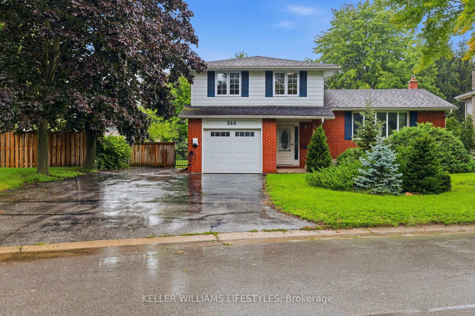 Photo 2 of 344 Robert Street, Strathroy-Caradoc, NW — HOMEH