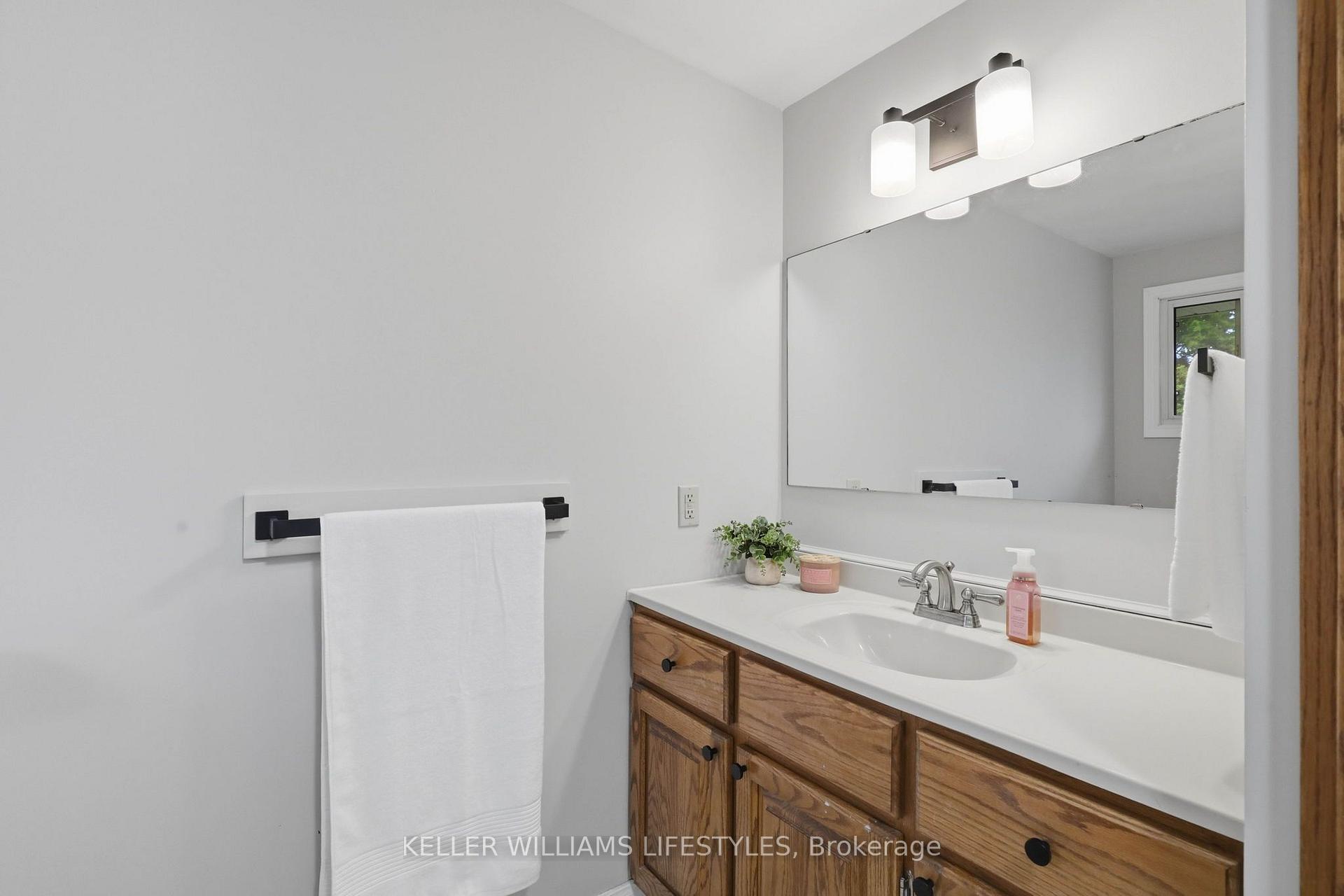 Photo 26 of 344 Robert Street, Strathroy-Caradoc, NW — HOMEH