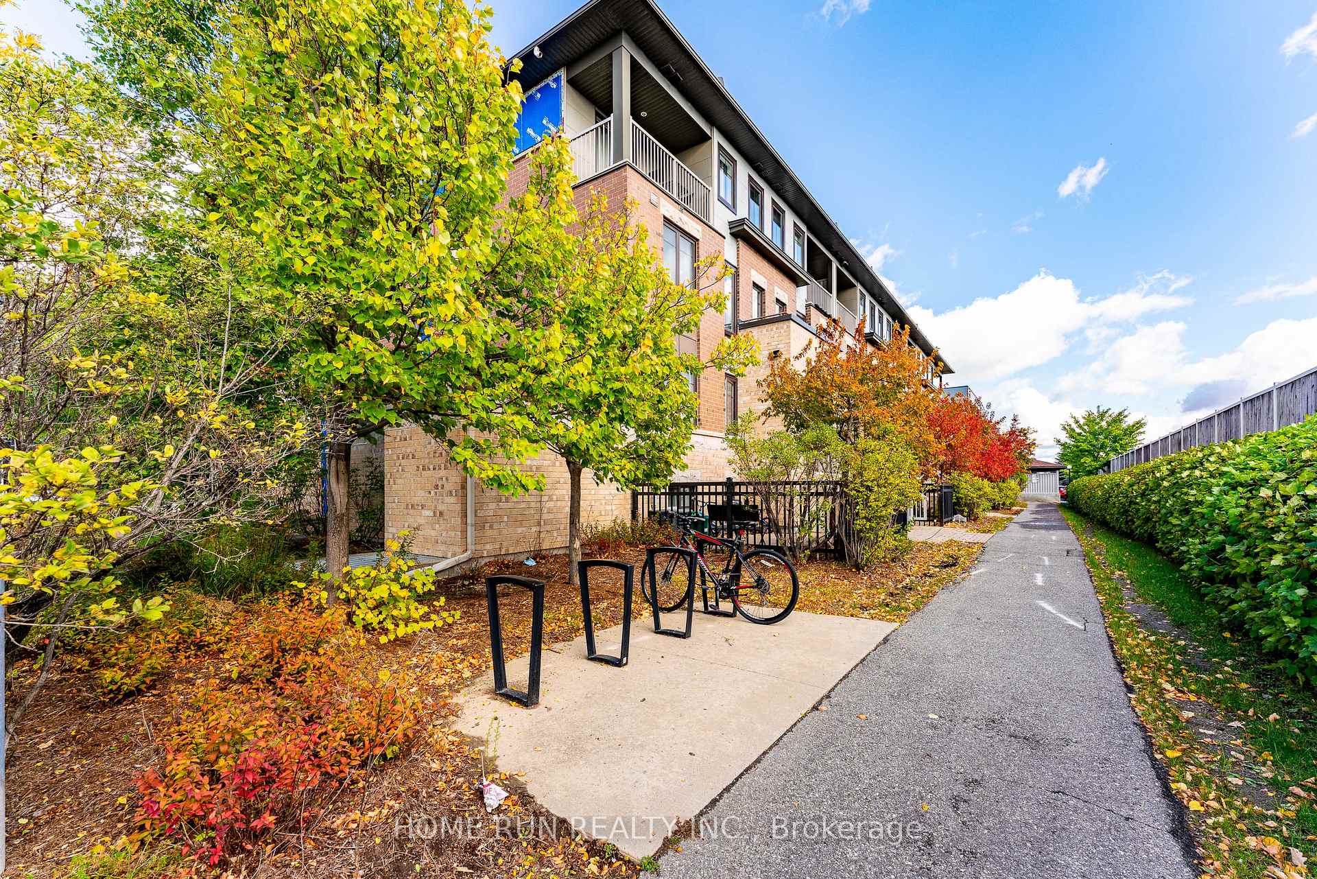 Photo 6 of 770B Chapman Mills Drive, Ottawa, Barrhaven - Strandherd — HOMEH